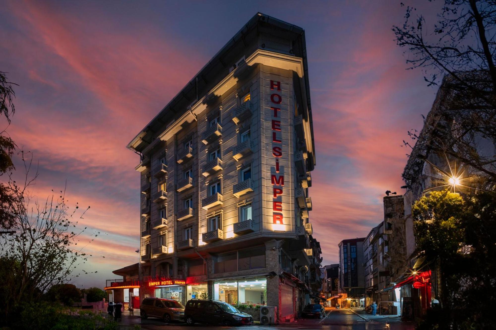 Hotel Simper 3*