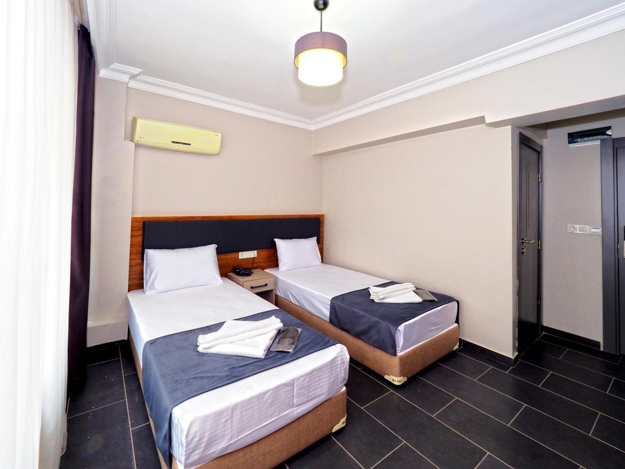 Diamond Old Town Otel 3*