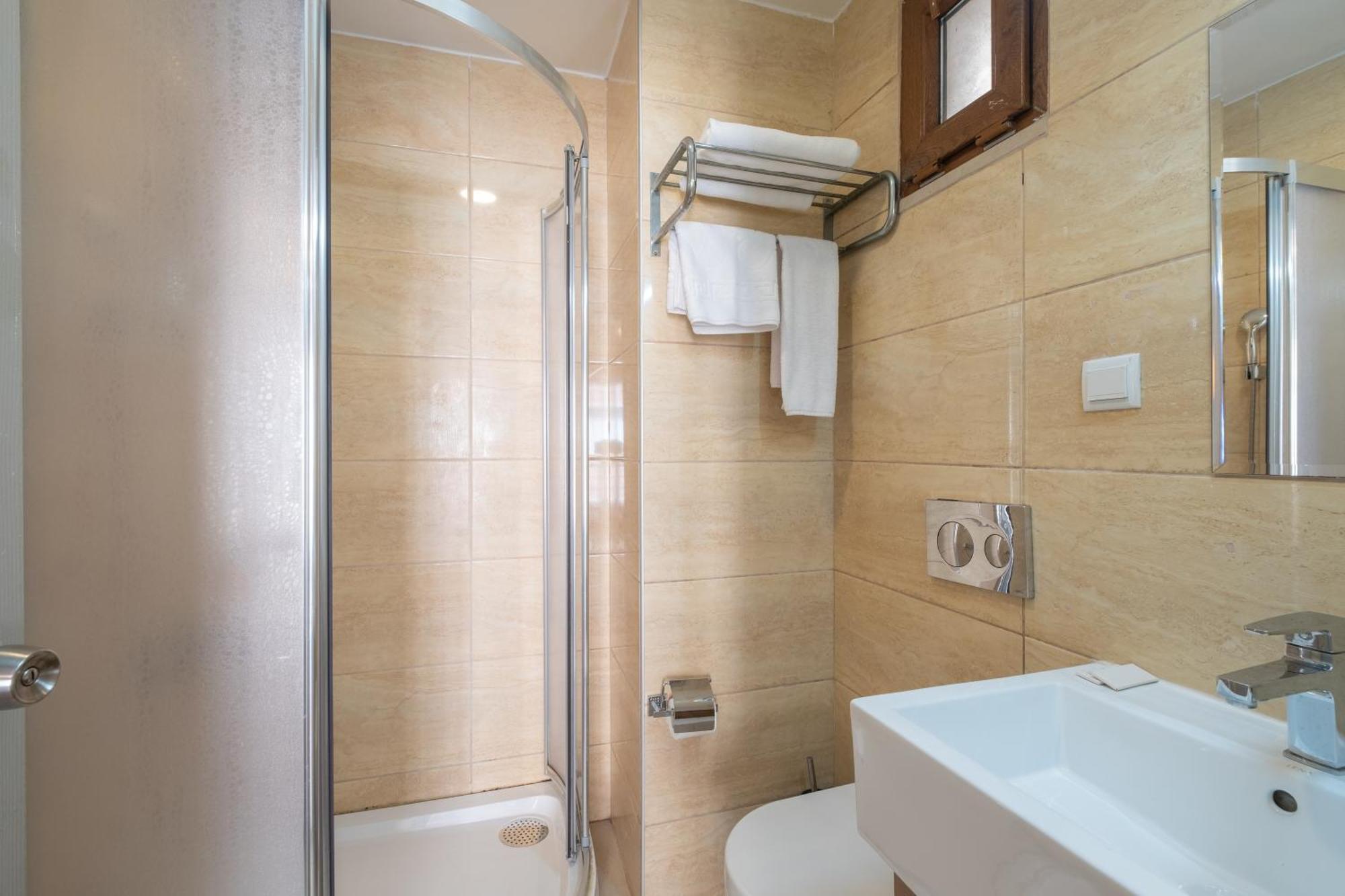 Lavin Istanbul