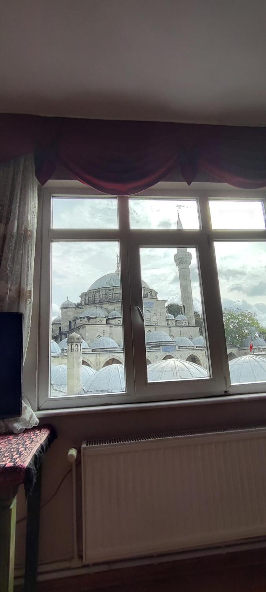 Nur Apartment