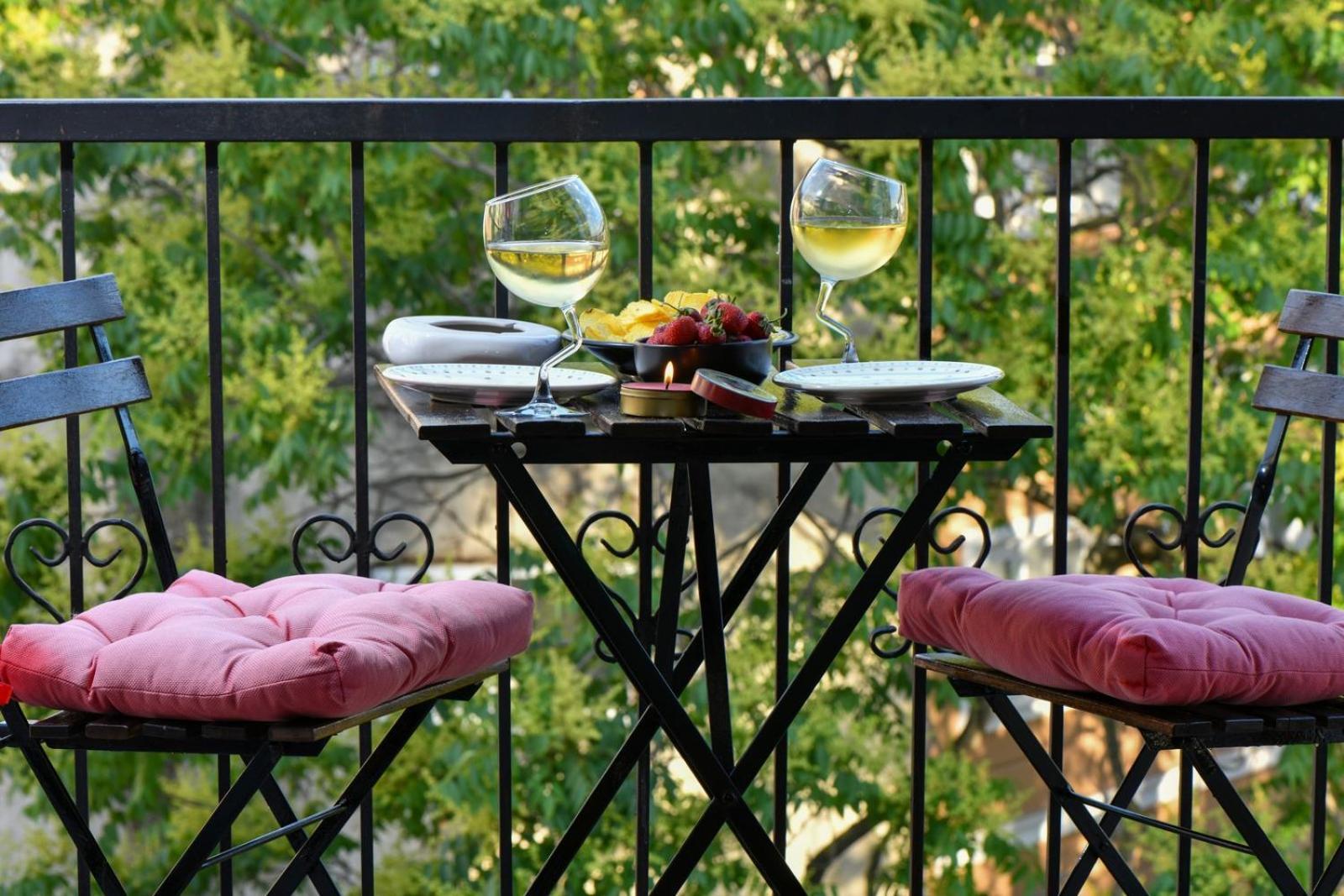 Galata Tower Is Almost In Your Bedroom And In The Balconies Rooftop Terrace With Golden Horn View *