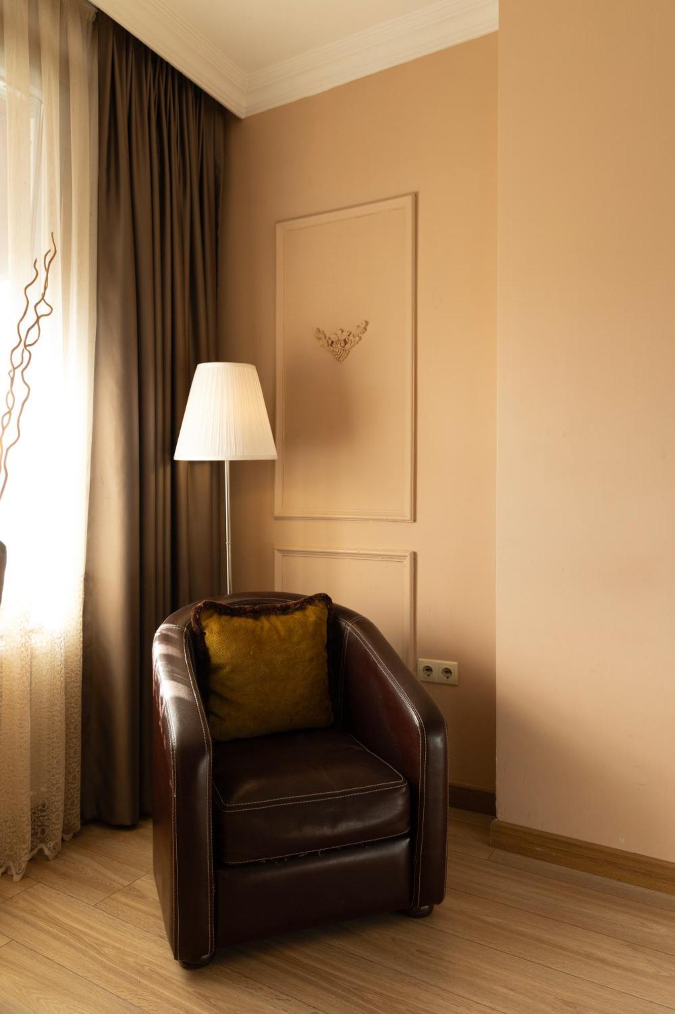 Classes Hotel Airport Istanbul