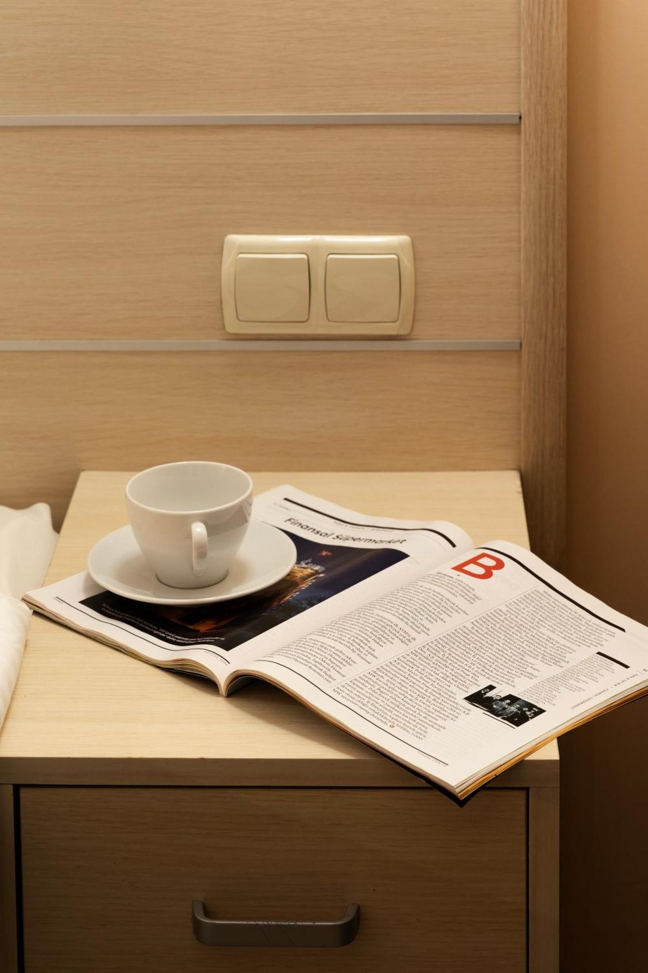 Classes Hotel Airport 3*