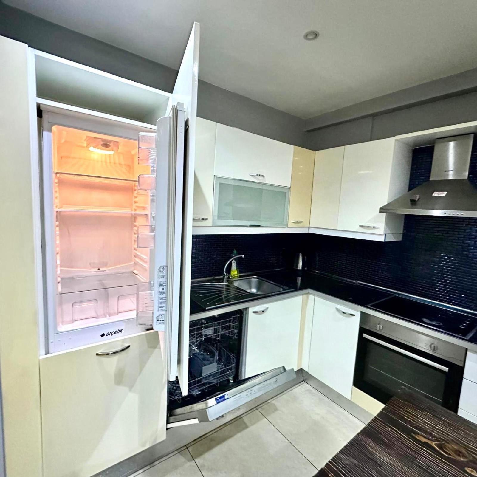 Elysium Taksim Apartment
