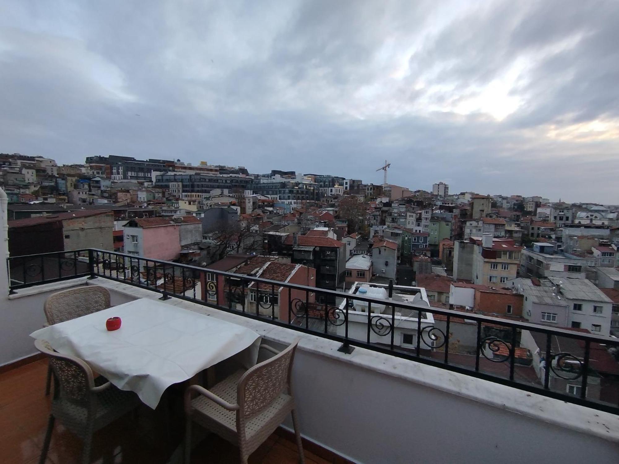 Taksim Ivy