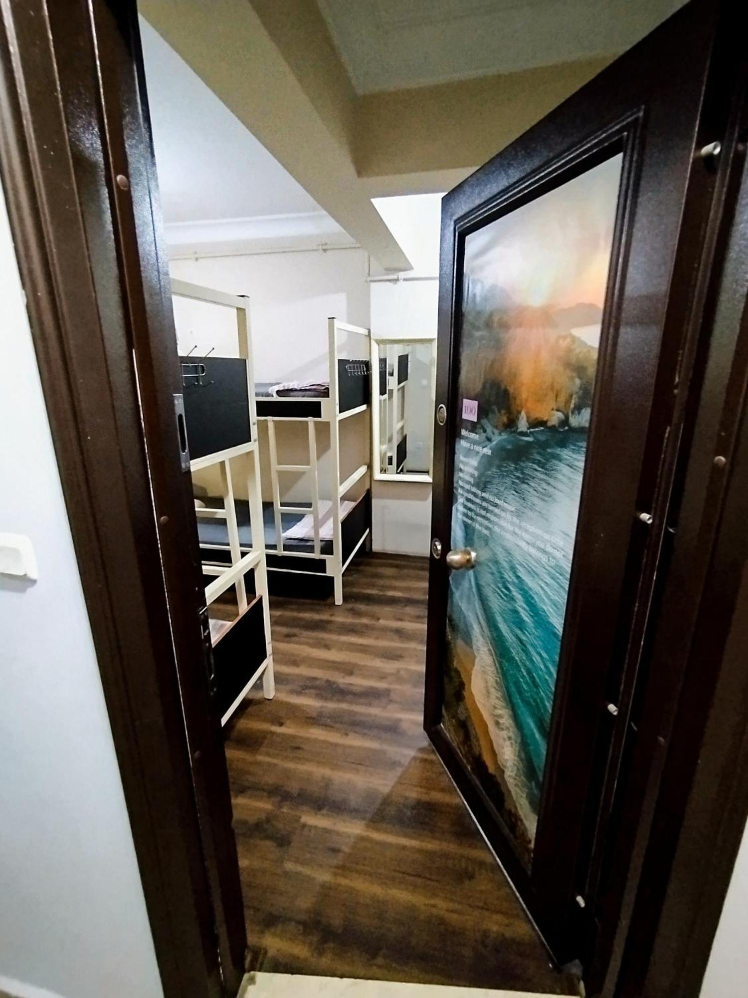 Taksim Ivy Hostel *