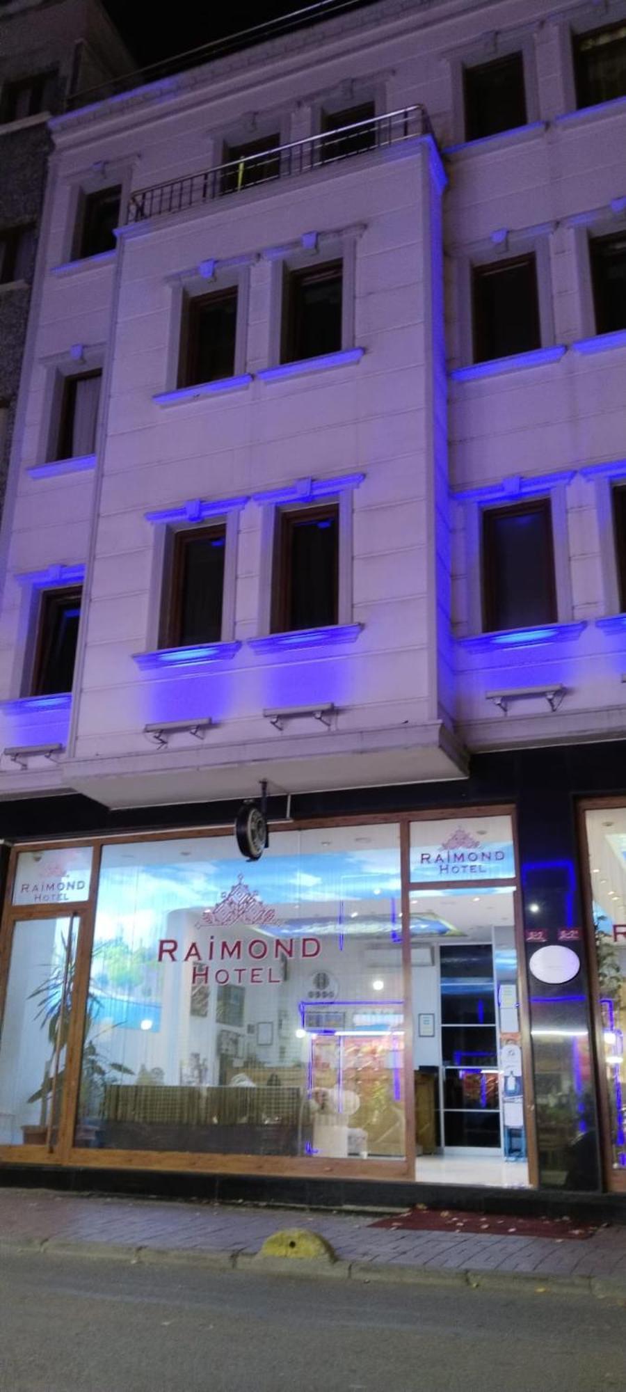 Hotel Raimond 3*