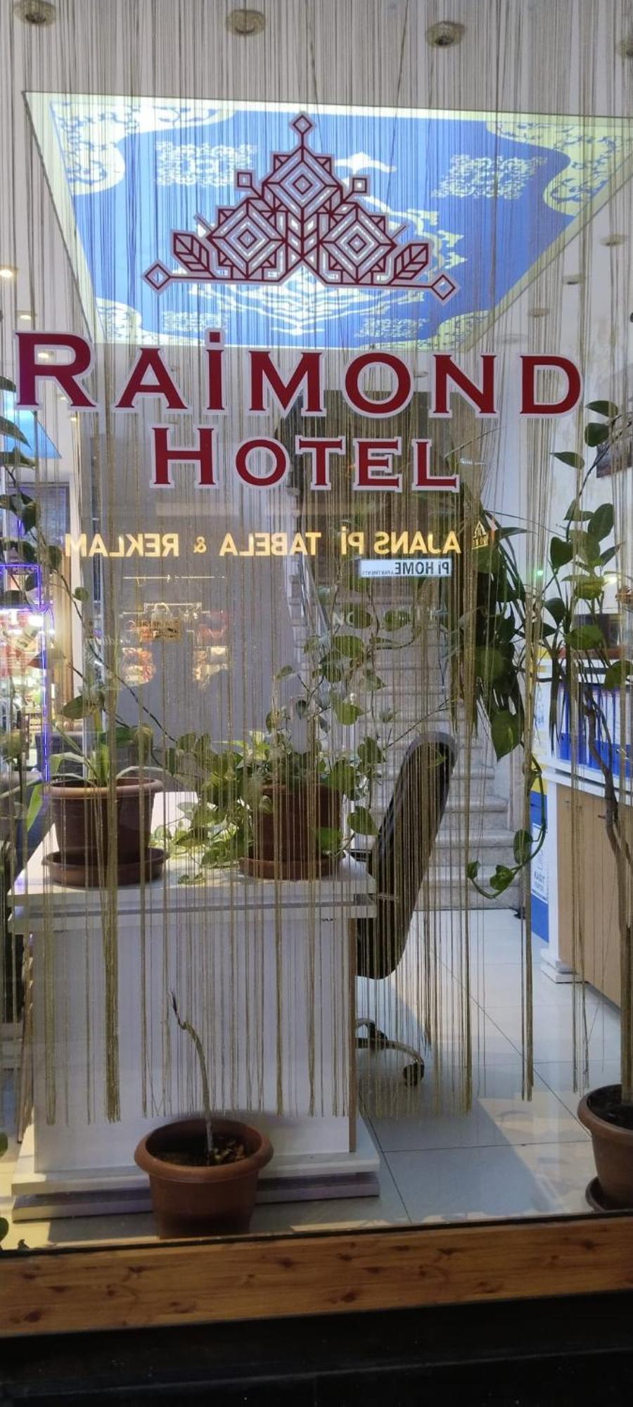 Hotel Raimond
