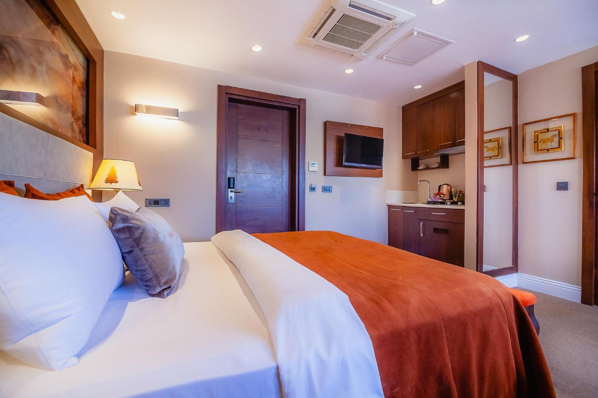 Lord Morgan & Exclusive Design Cihangir Aparthotel