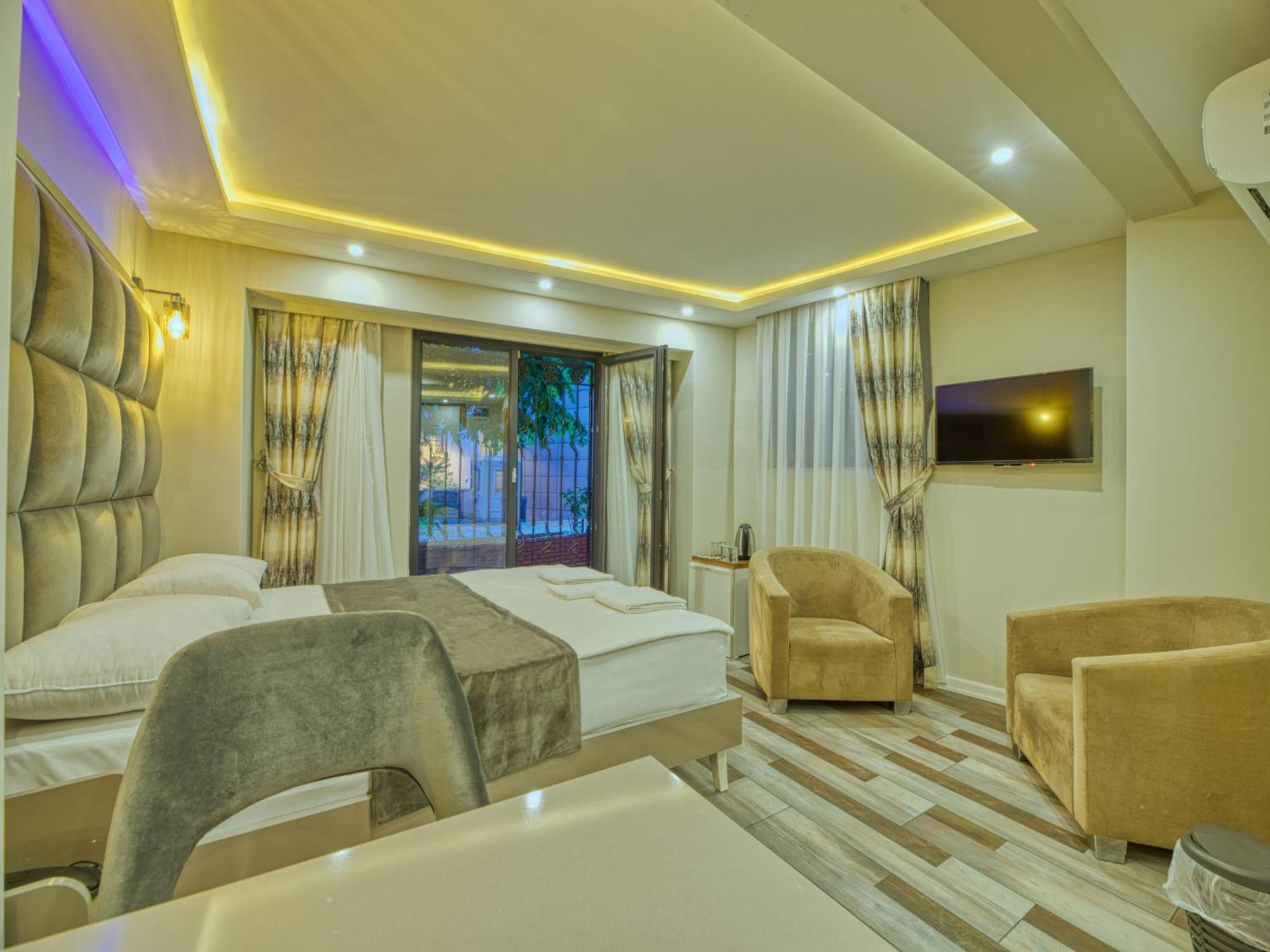 Galatagreenapplehotel Hotel 3*