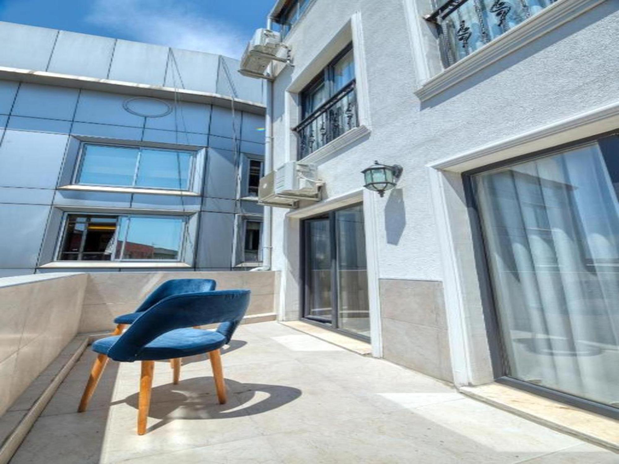 Galatagreenapplehotel Hotel