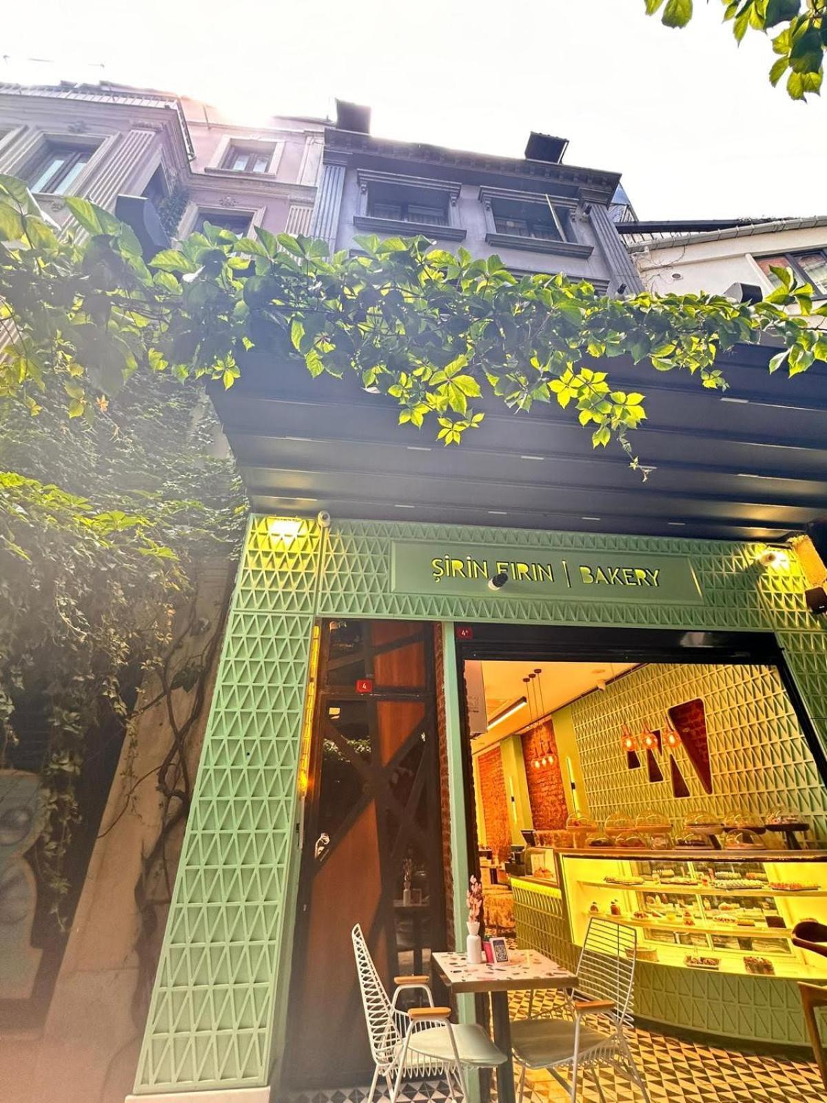 Port Galata *