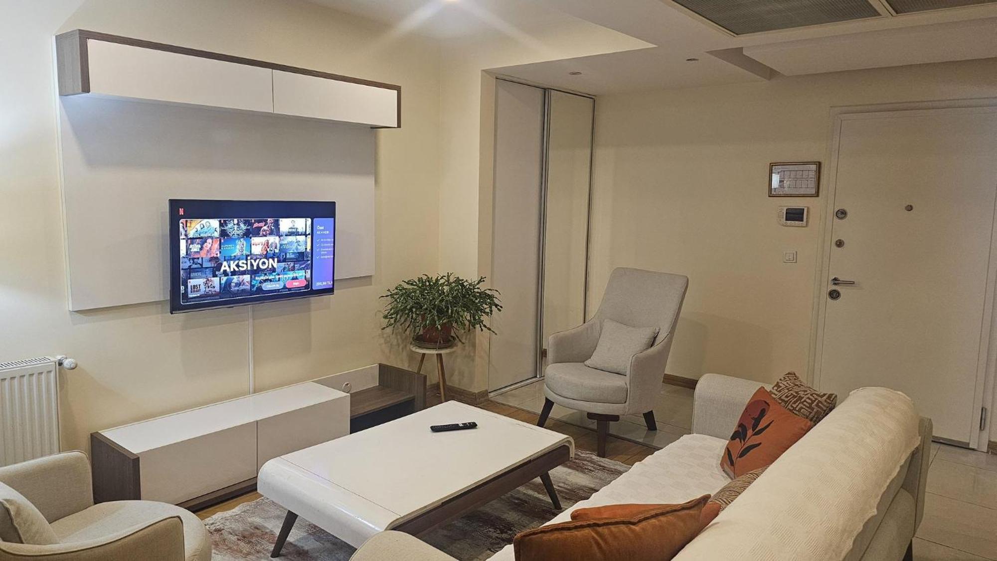 Taksim Perfect Pool Sauna Access Apartment