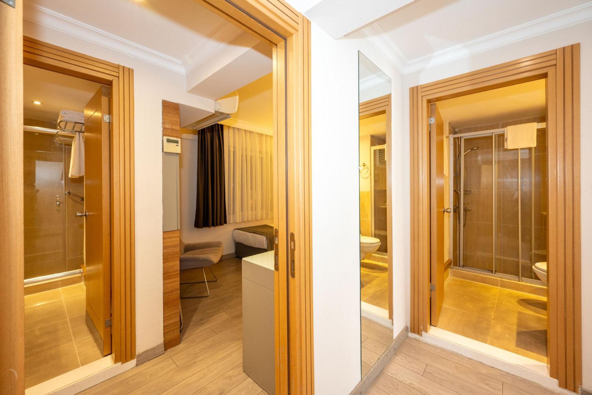 Klas Old Hotel 4*