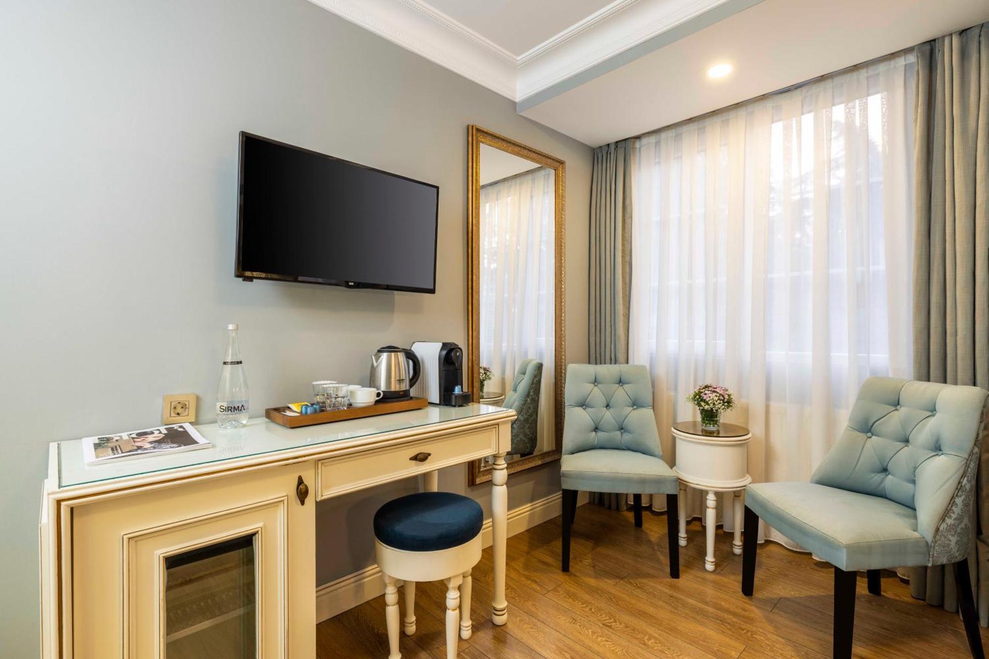 Raymond Old Hotel 4*