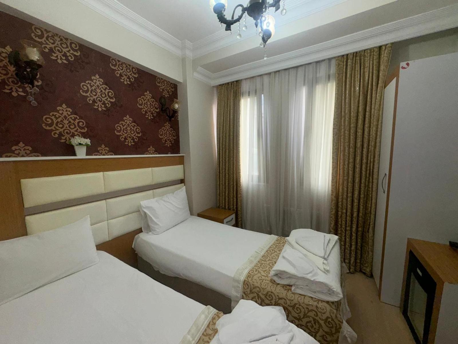 Hotel Raimond 3*