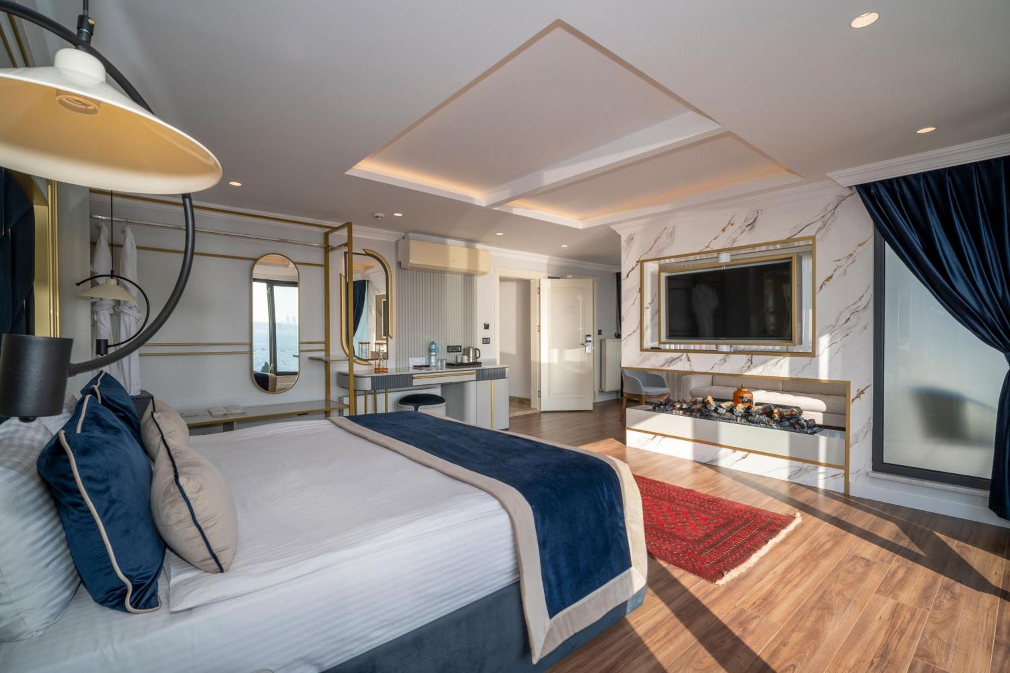 Hotel The Byzantium & 4*
