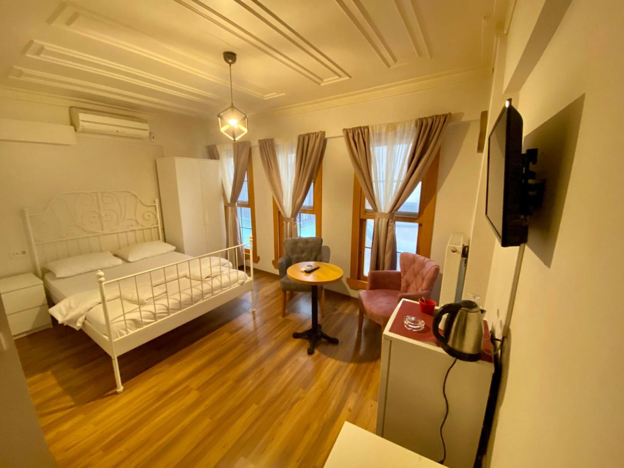 Akaretler Hotel *
