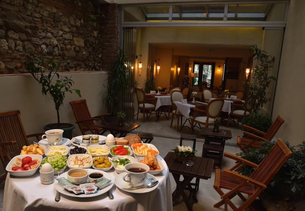 By Murat Royal Galata Hotel 3*