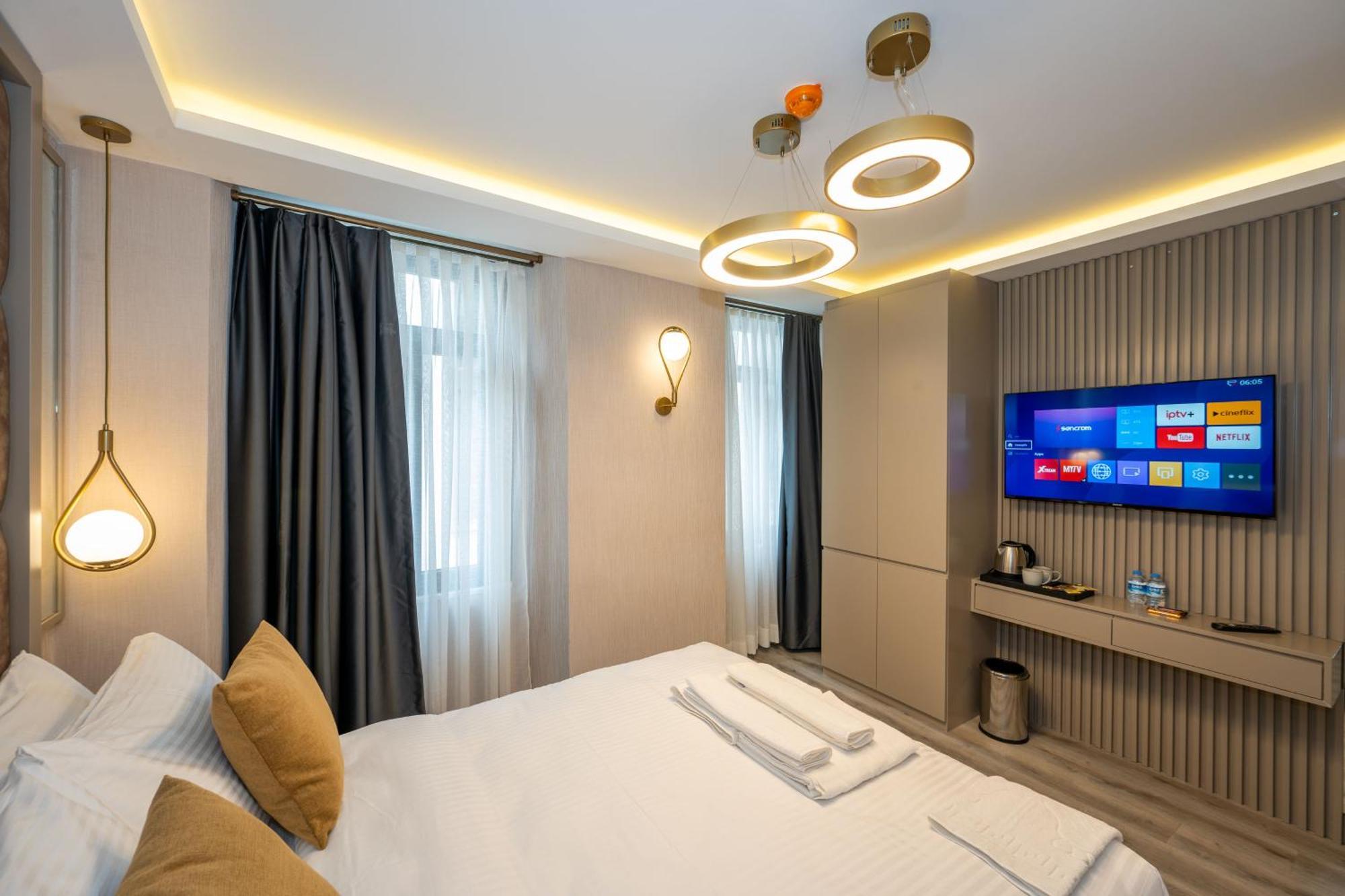 Massimo Istanbul