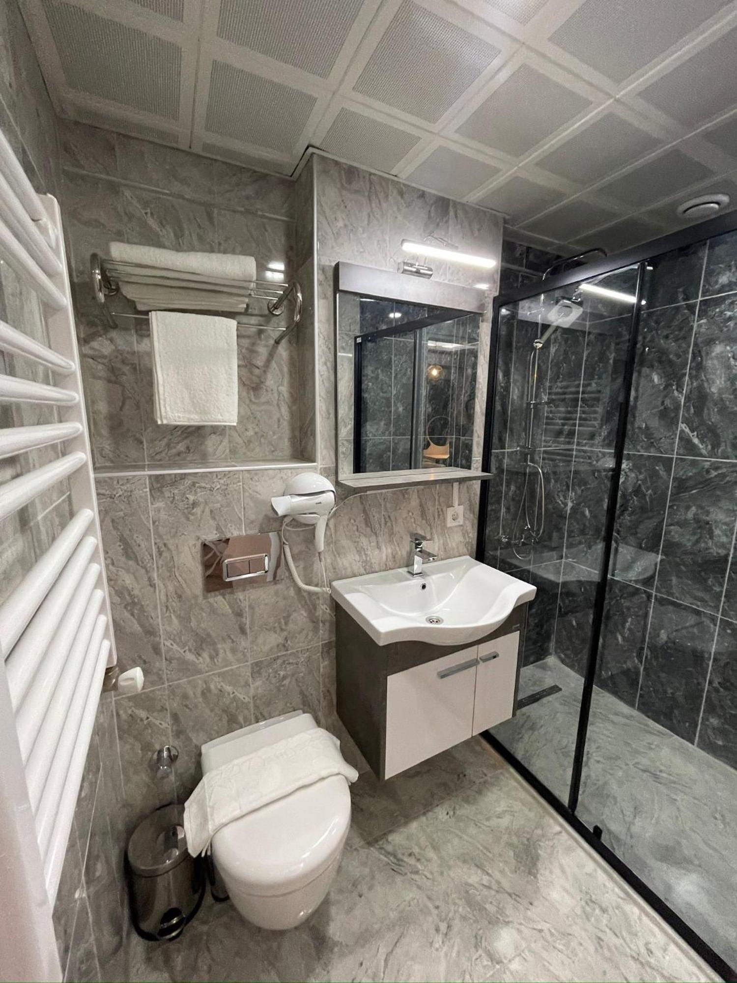 Fabesco Hotel *