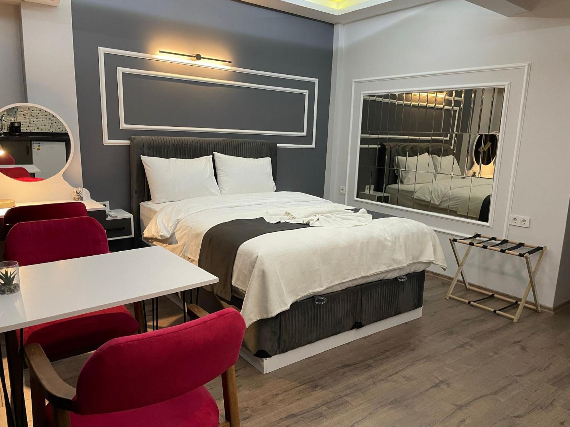 Fabesco Hotel *