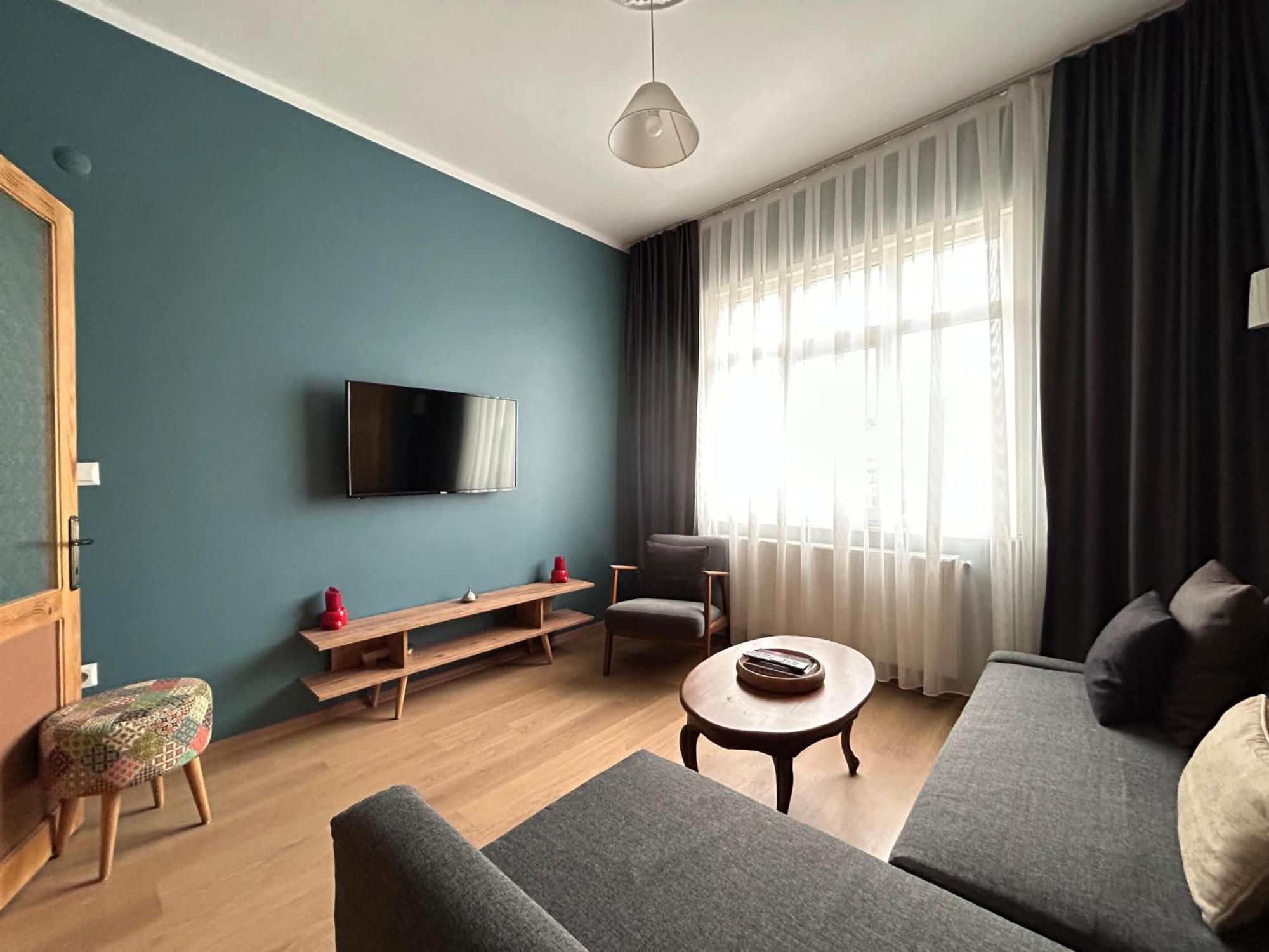 Waterfront By The Tram - Terrace With Dome & Golden Horn View In Fatih Daire
