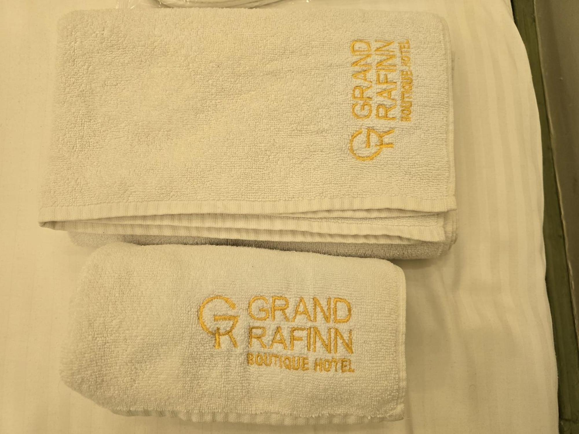Grand Rafinn Boutique Hotel