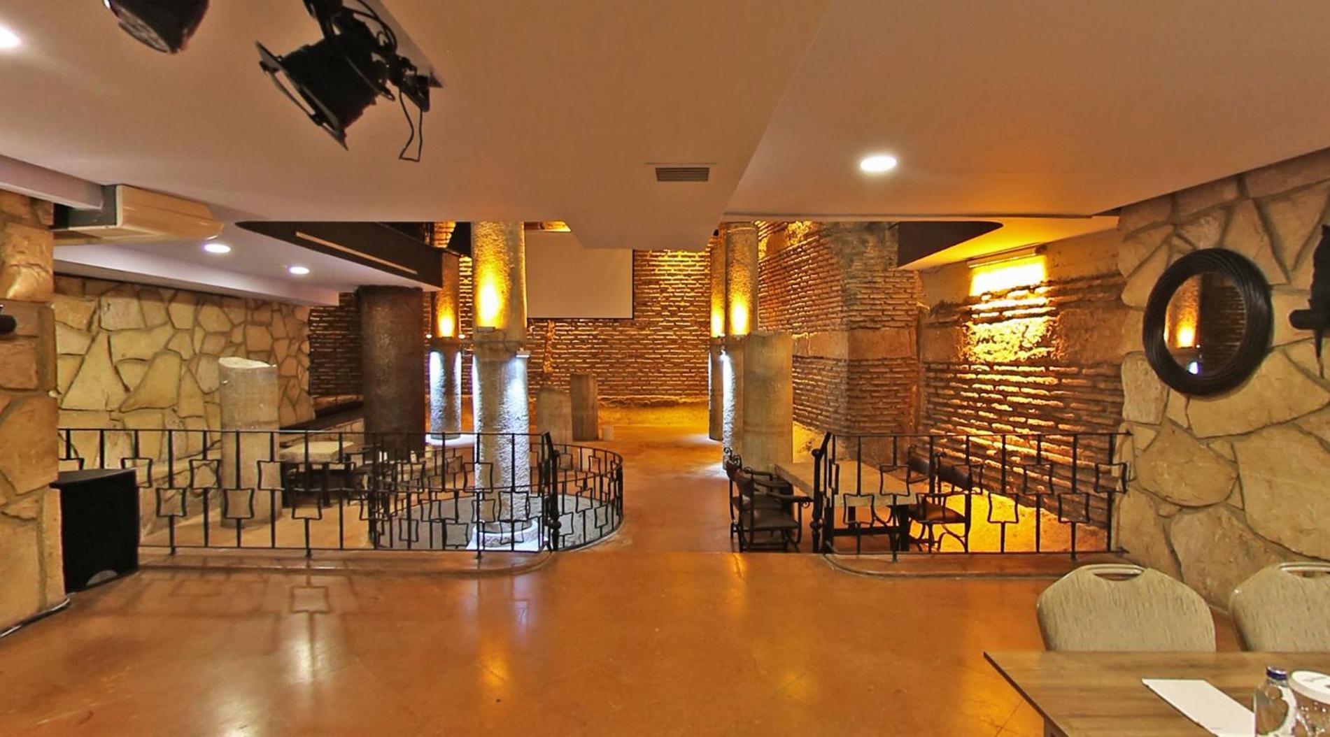 Hotel Antik