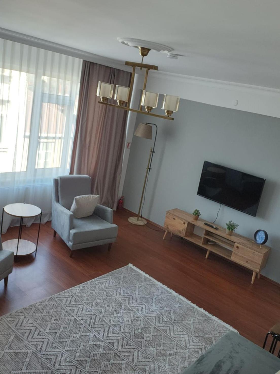 Kadikoy Merkezi Konumda Apartment