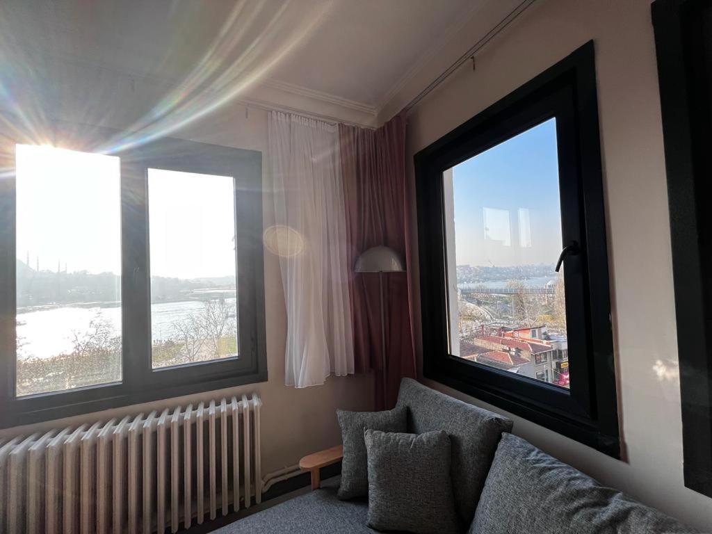 Wonder Homes 7-4br, 2ba Astounding Seaview Karakoey Apartment