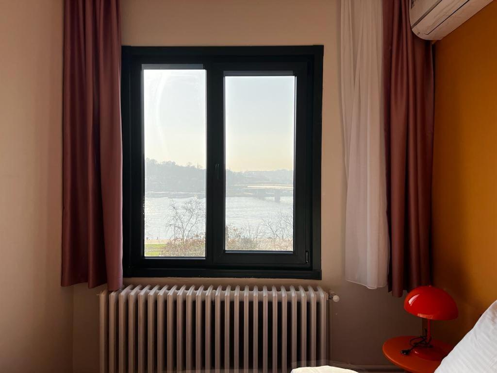 Apartment Wonder Homes 7-4br, 2ba Astounding Seaview Karakoey