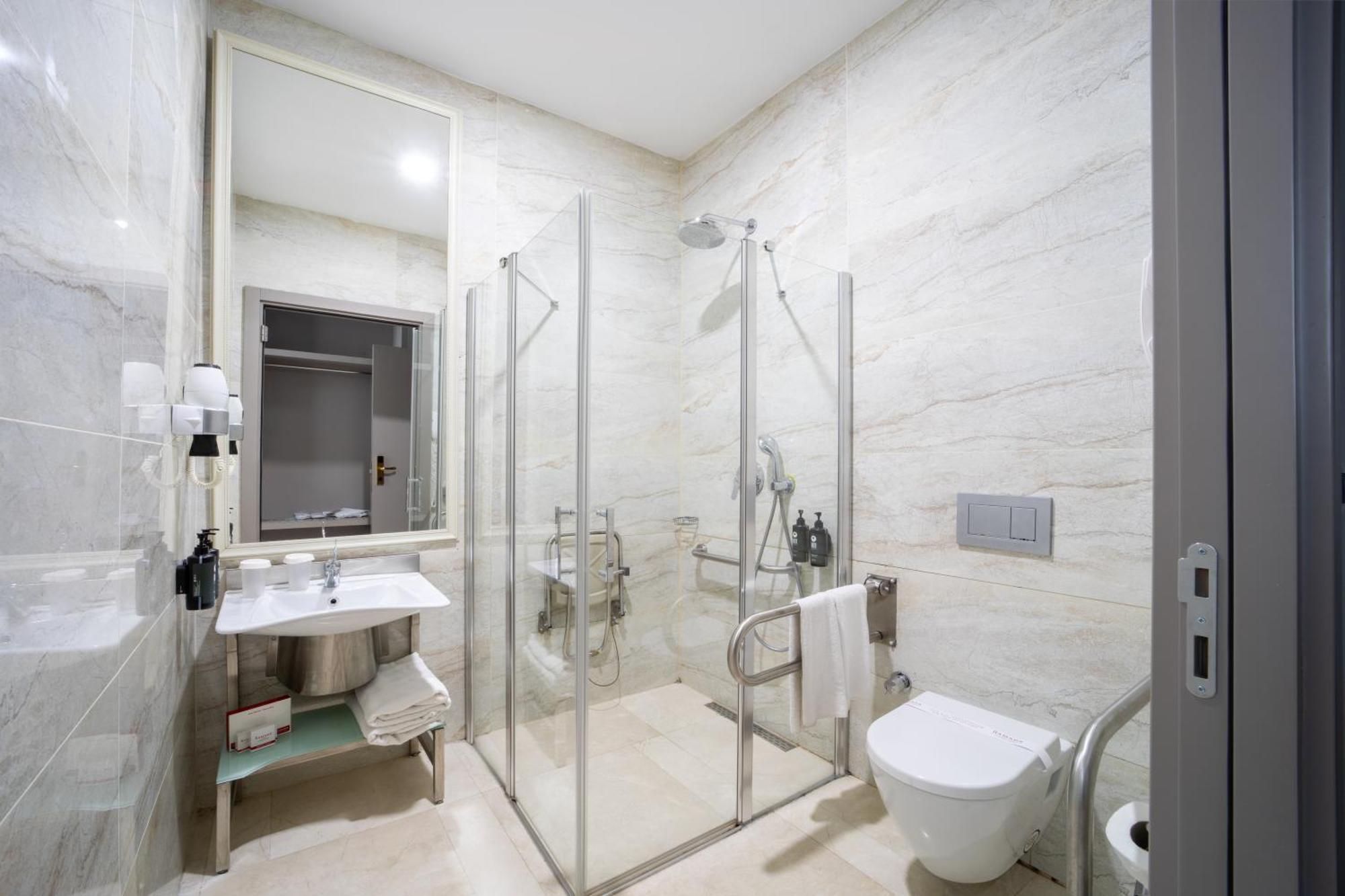 Ramada Plaza By Wyndham Atakoy Istanbul
