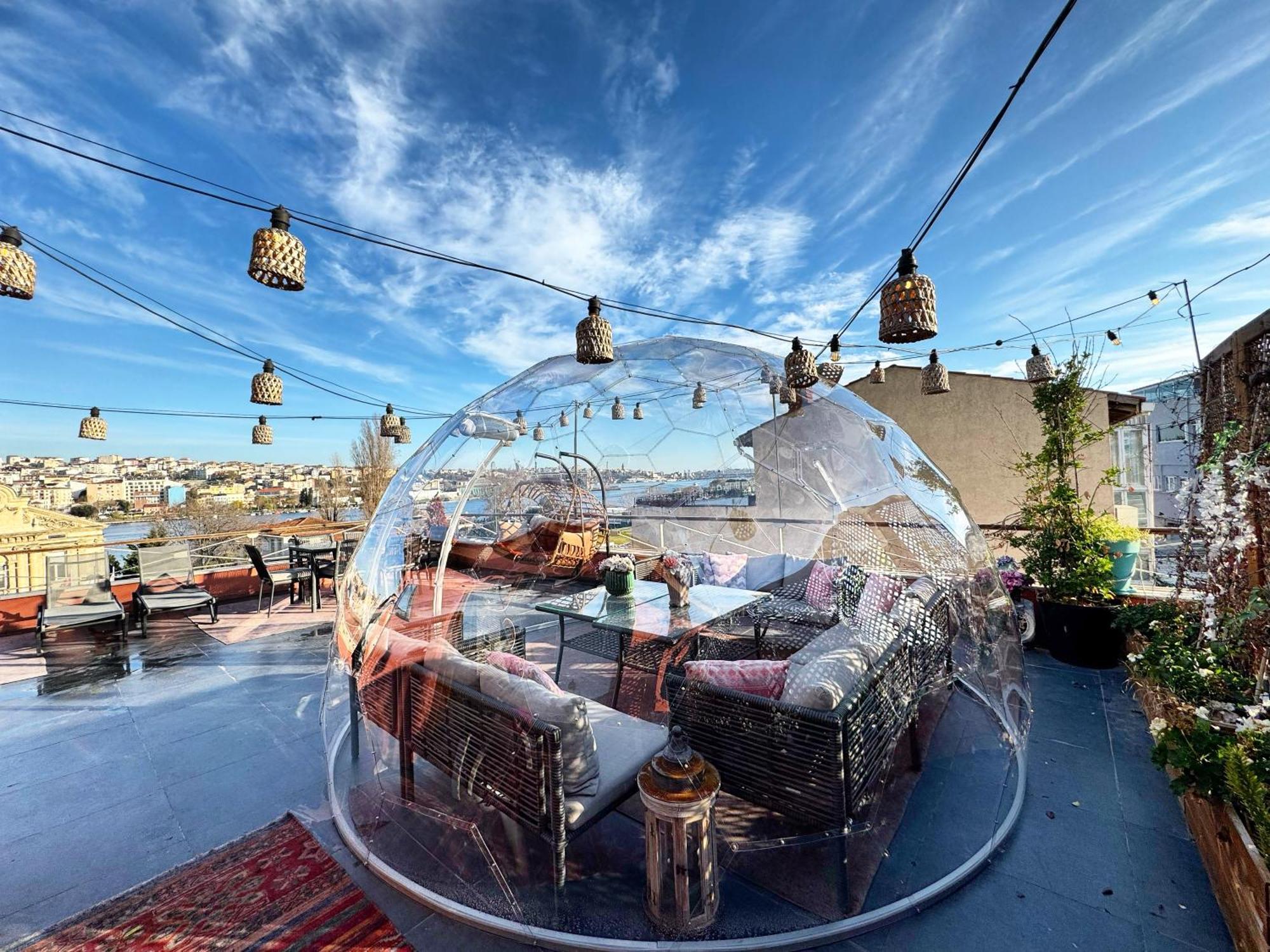 Waterfront By The Tram - Terrace With Dome & Golden Horn View In Fatih Daire *