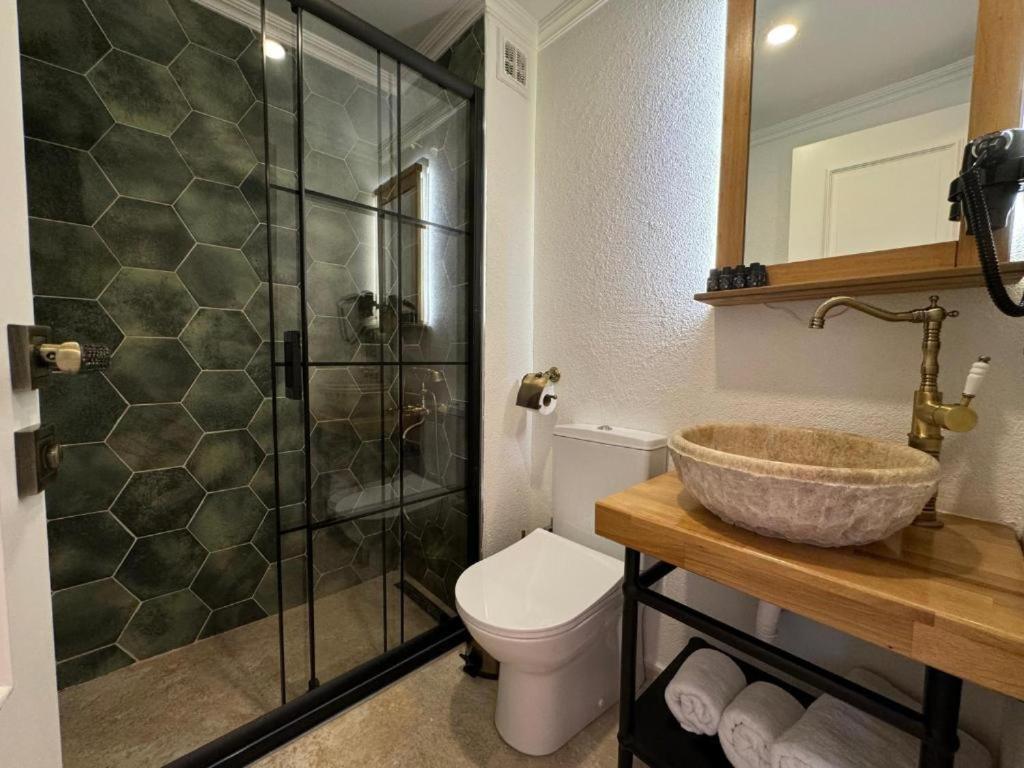 Abelia Mansion Hotel 4*