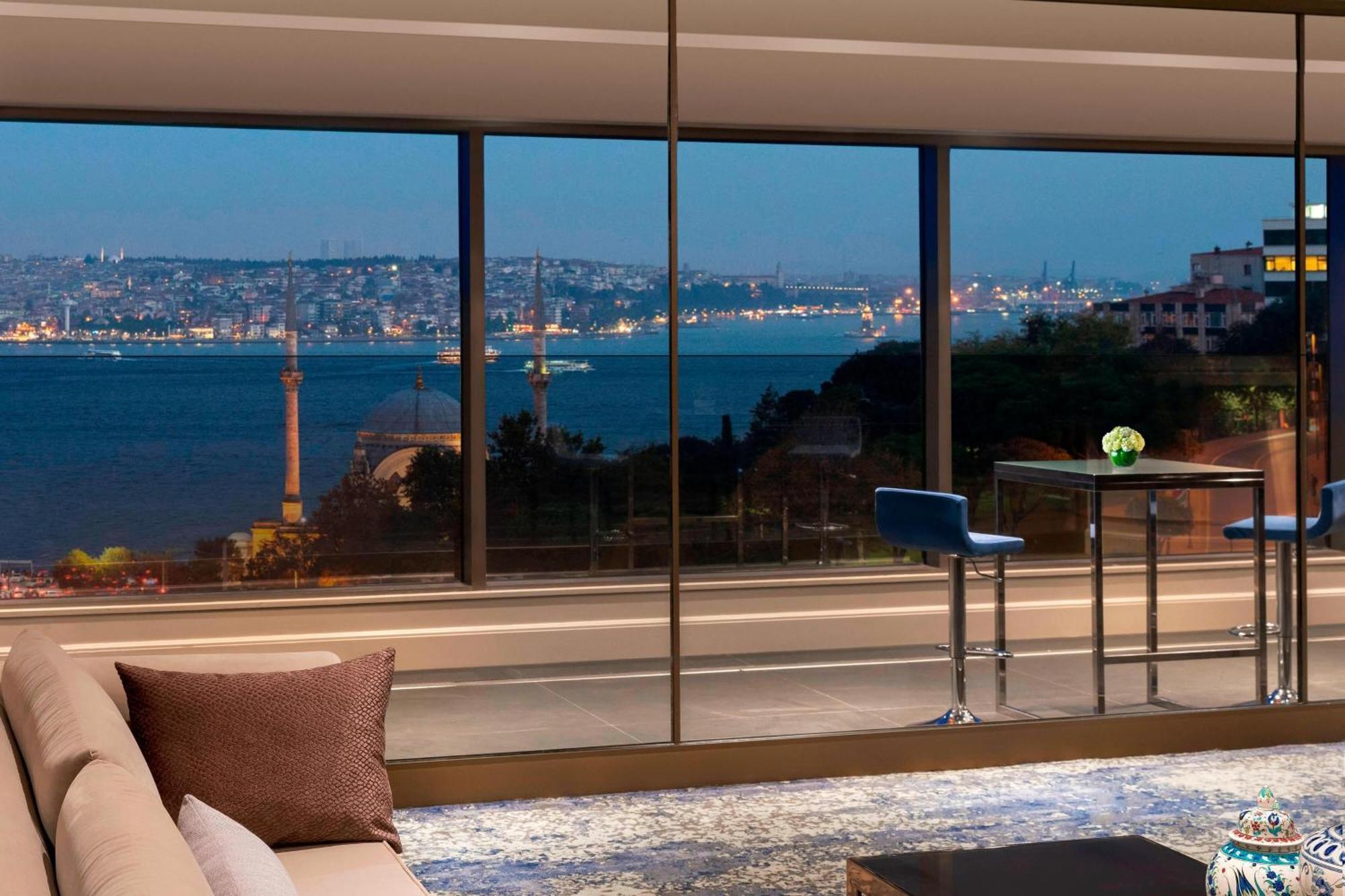 Hotel The Ritz-carlton, At The Bosphorus 5*