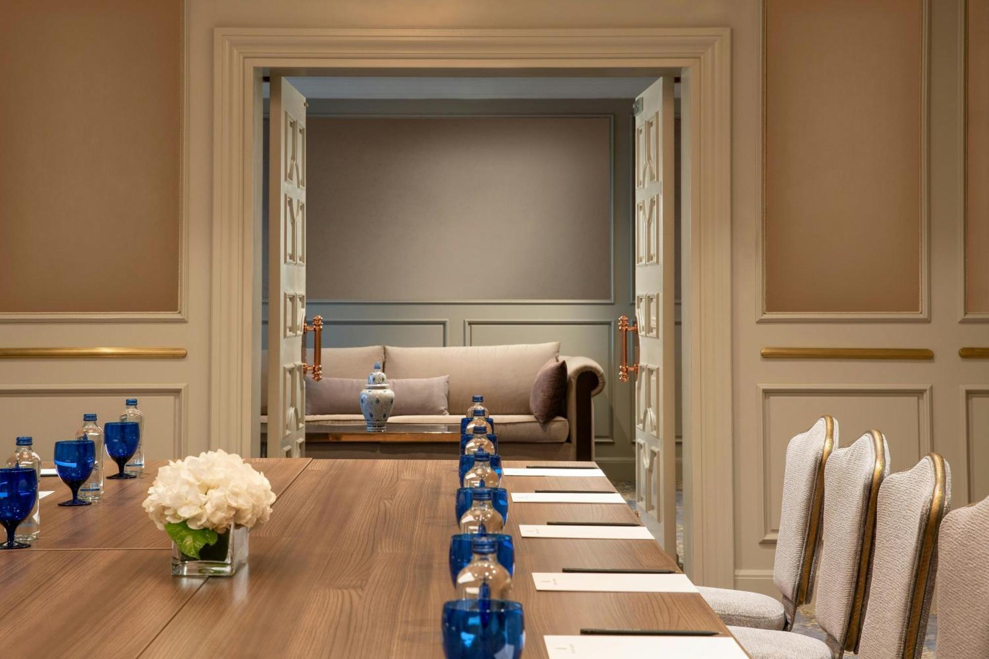 The Ritz-carlton, At The Bosphorus 5*