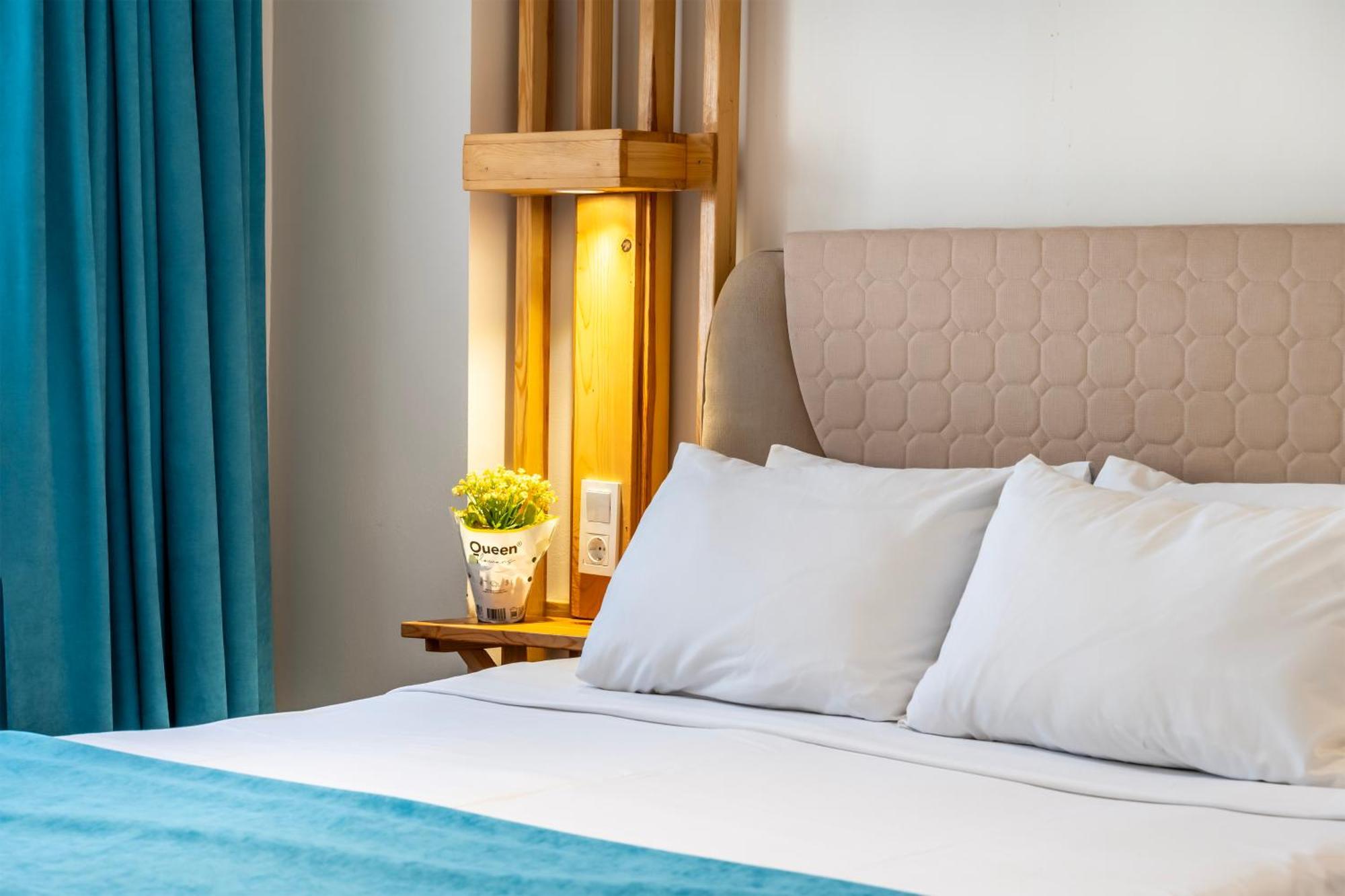 Aparthotel Maniz