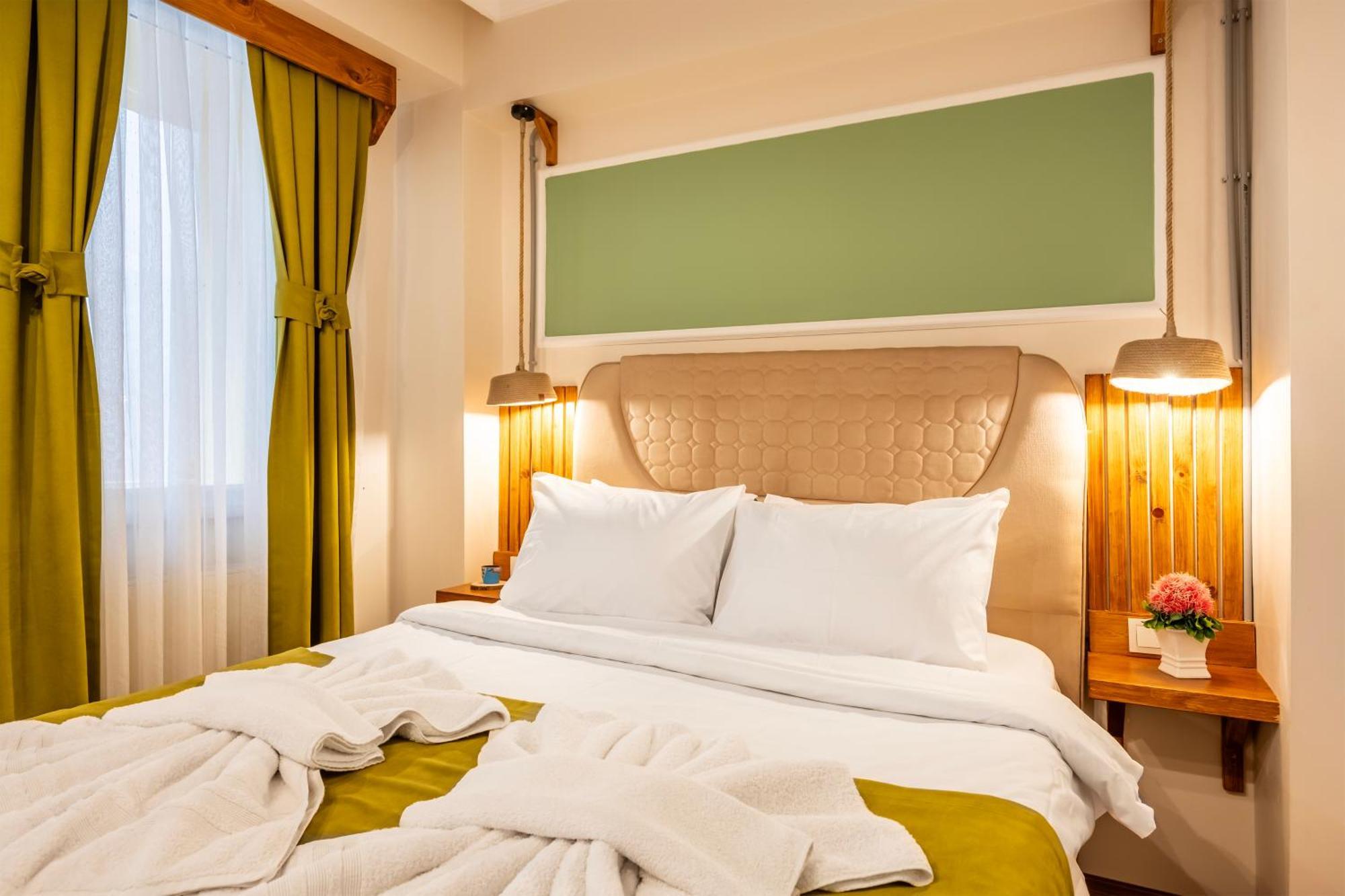 Aparthotel Maniz