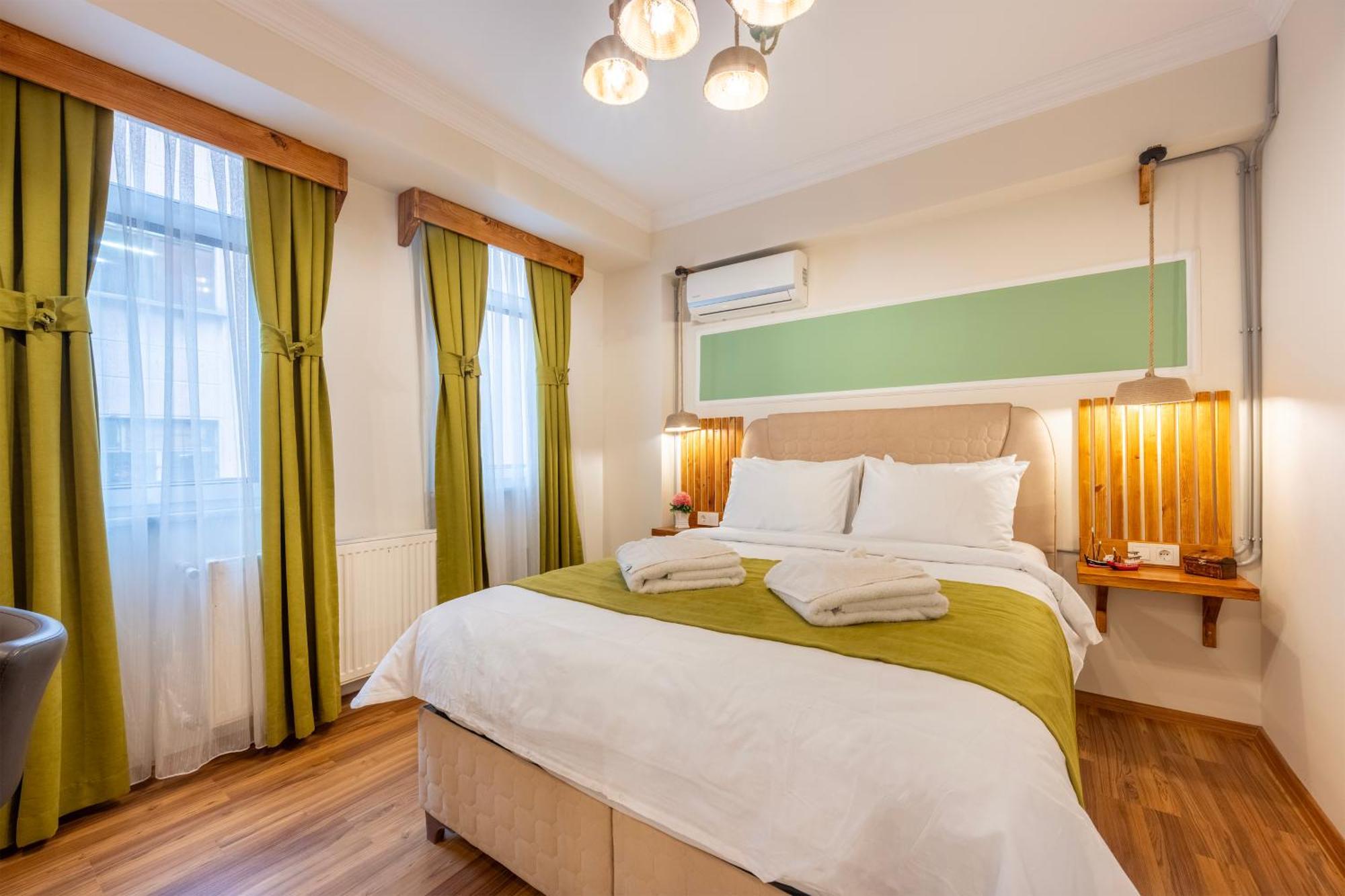 Maniz Aparthotel *