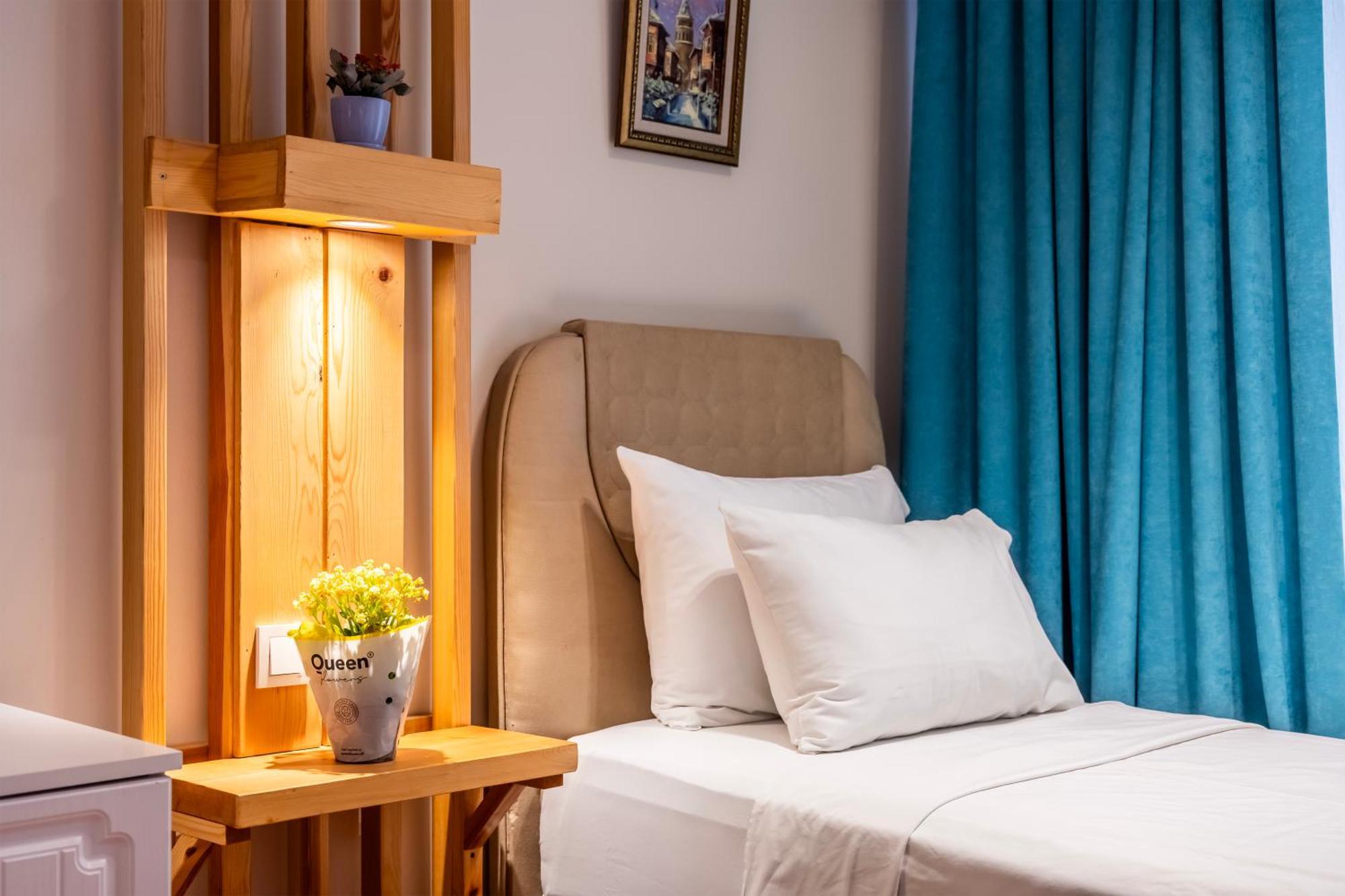 Aparthotel Maniz