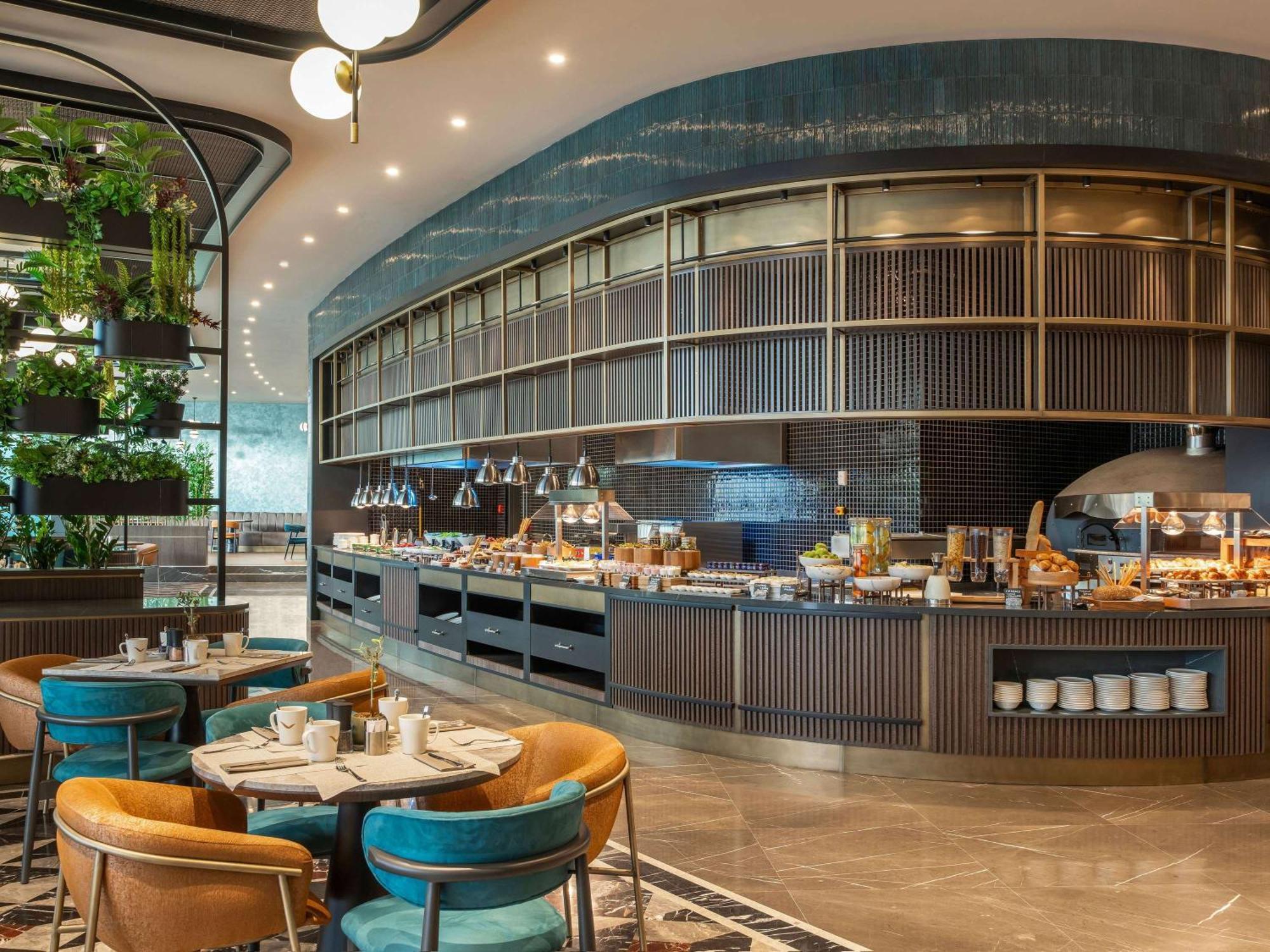 Moevenpick Marmara Sea 5*