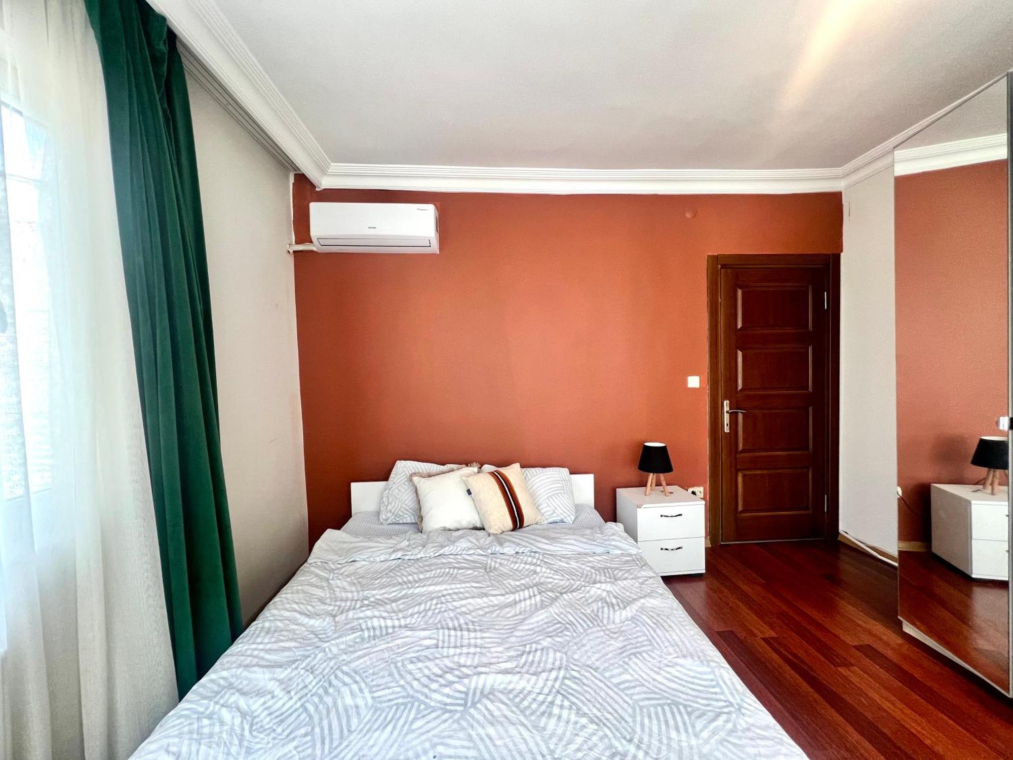 Spacious Flat, 4br, 4acs, Taksim, Uelk 1 Istanbul