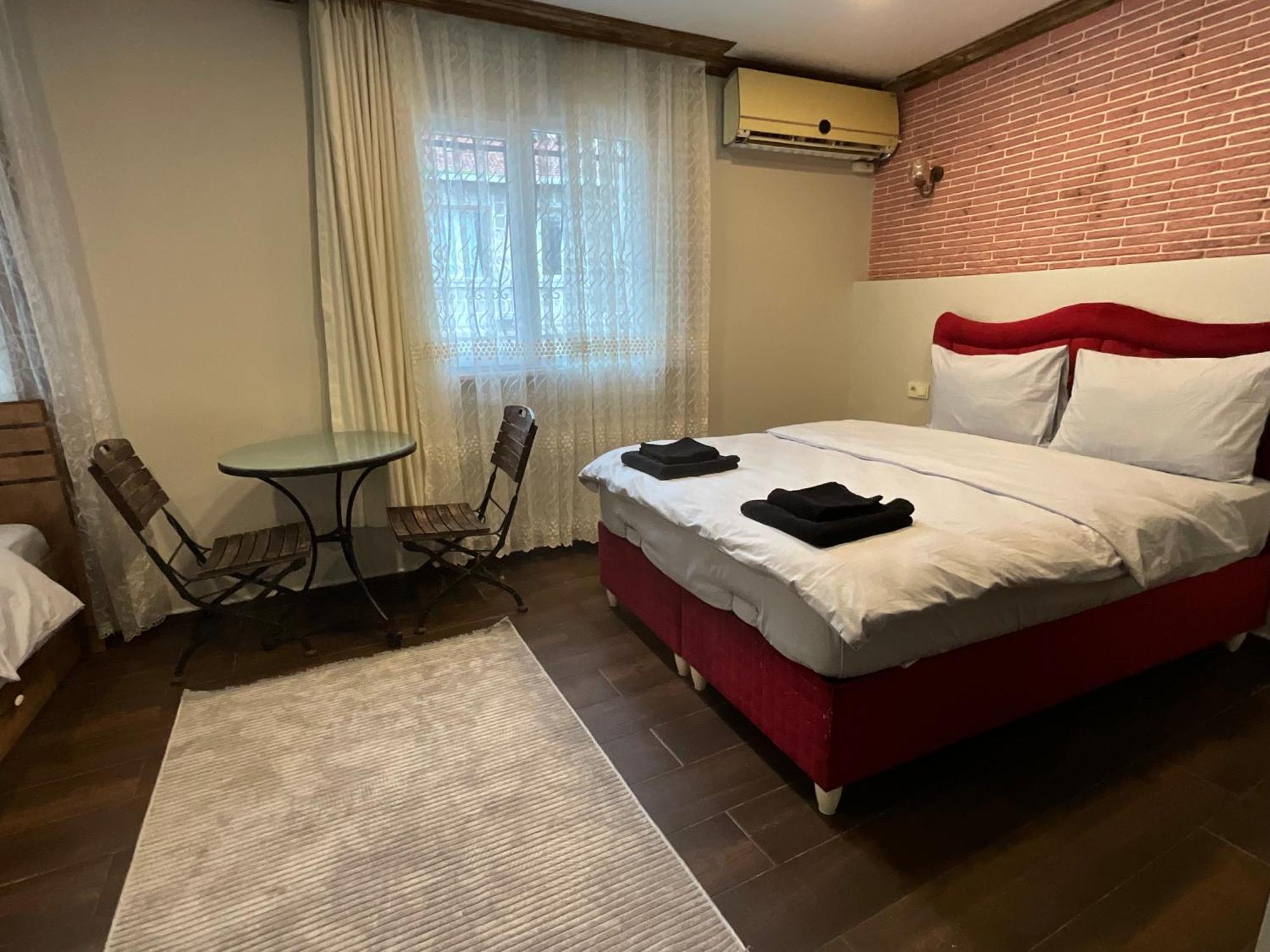 Dimbil Apartment
