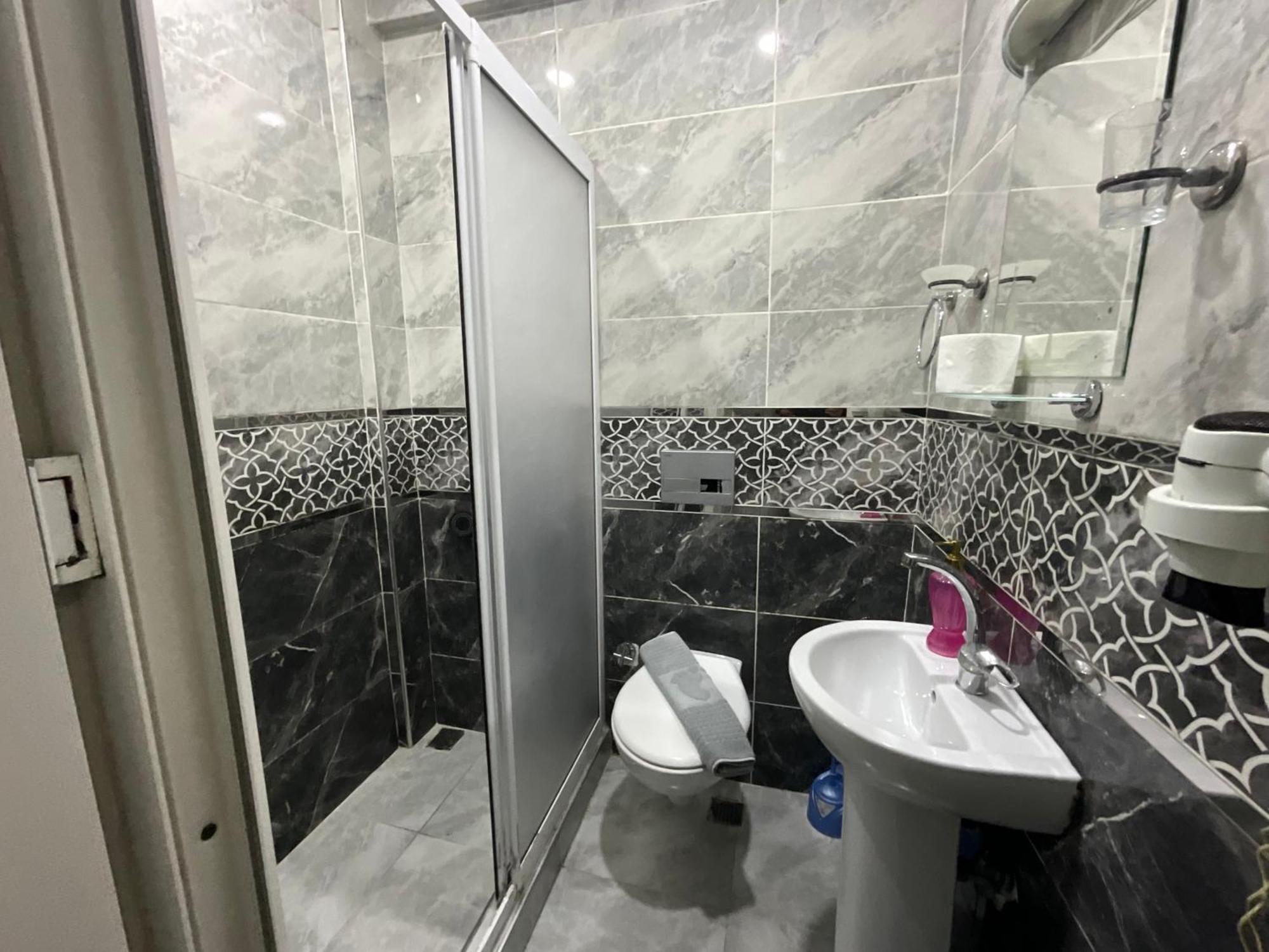 Apartment Dimbil