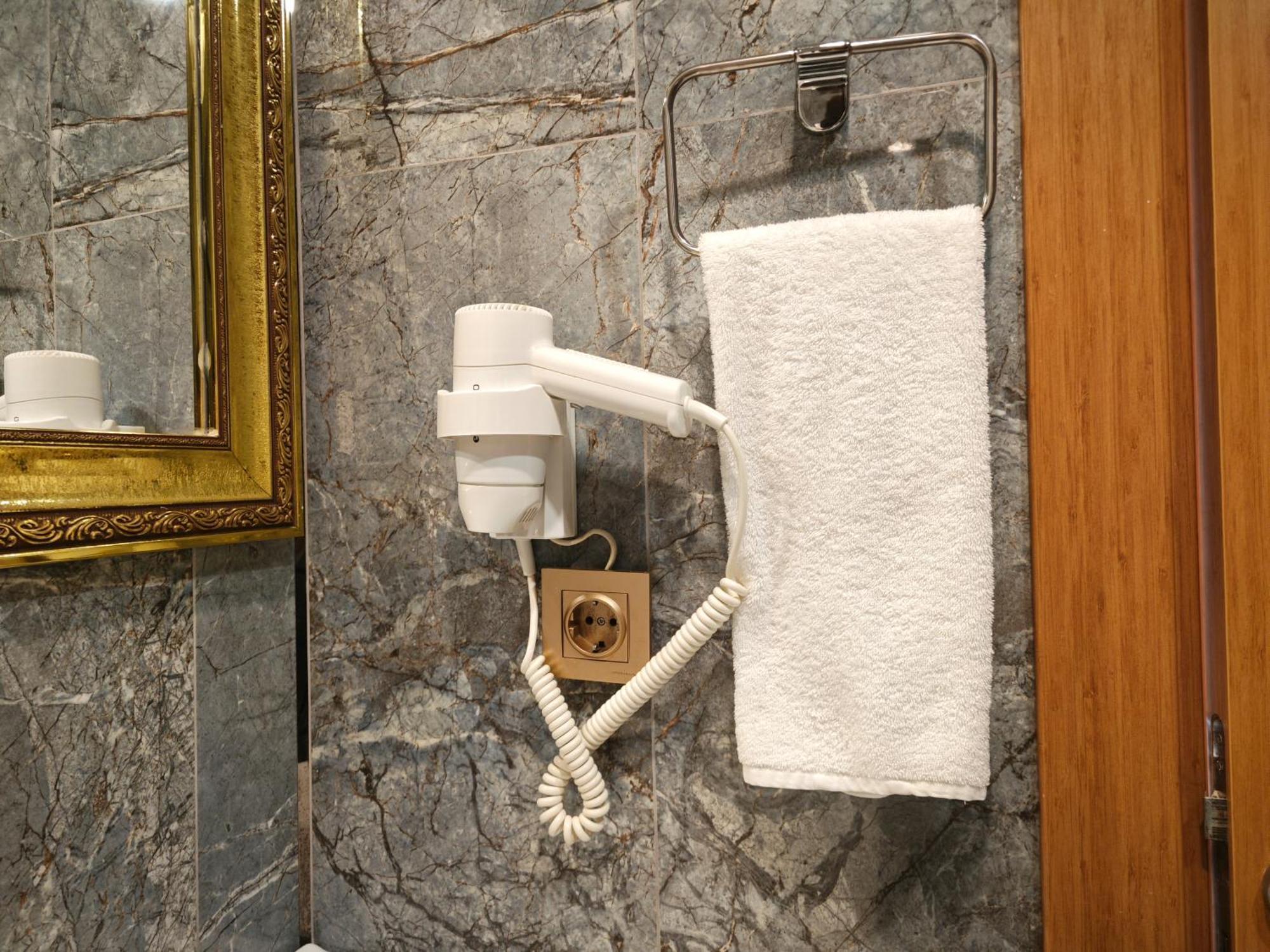 Hotel Park Caglayan 3*