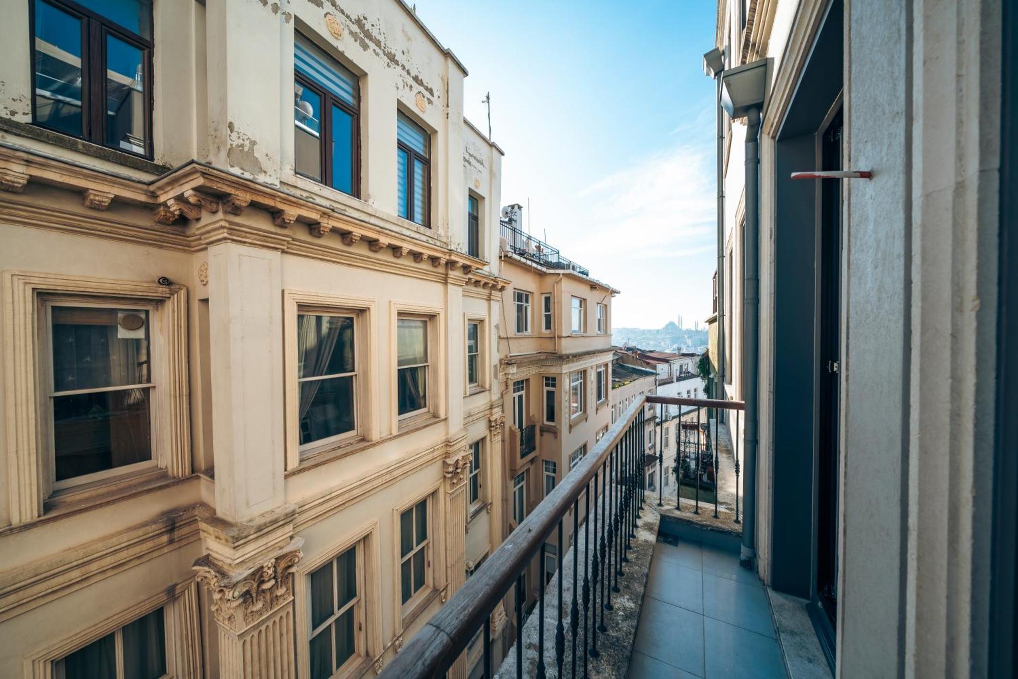 Galata Guest Teori Istanbul