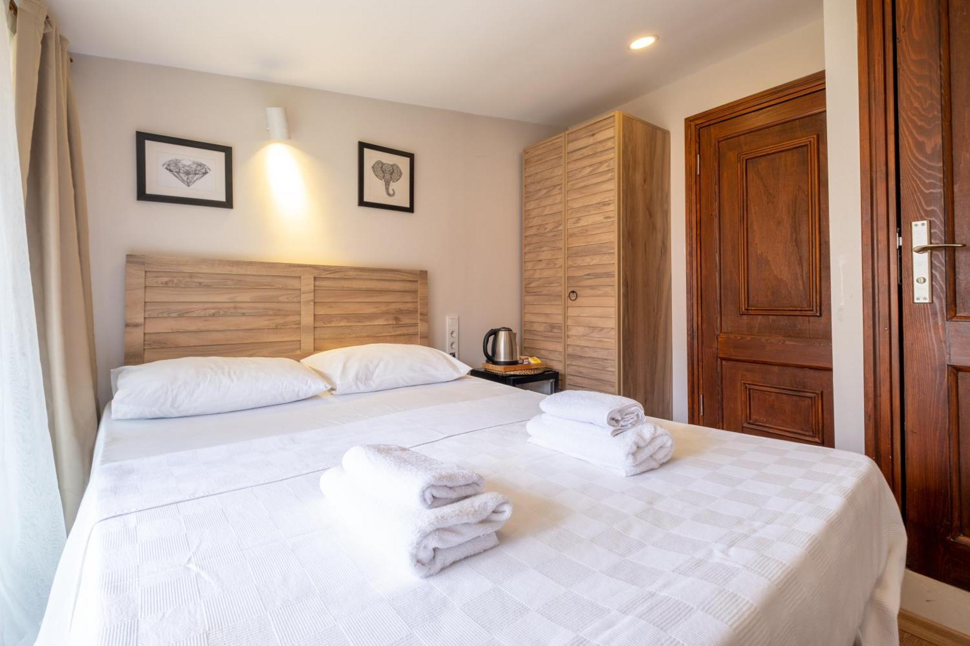 Hotel La Perla 3*