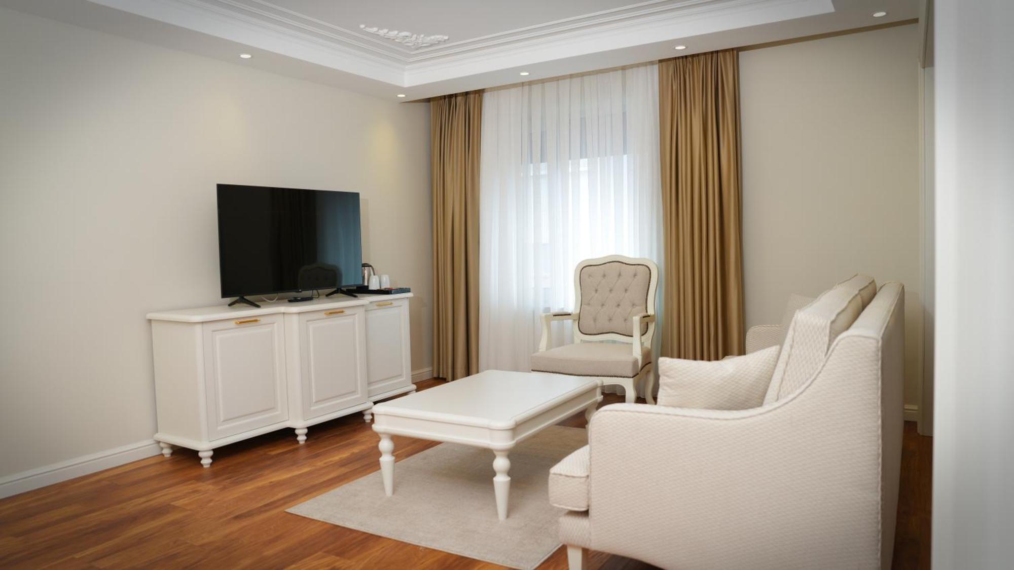 Gaia Hotel