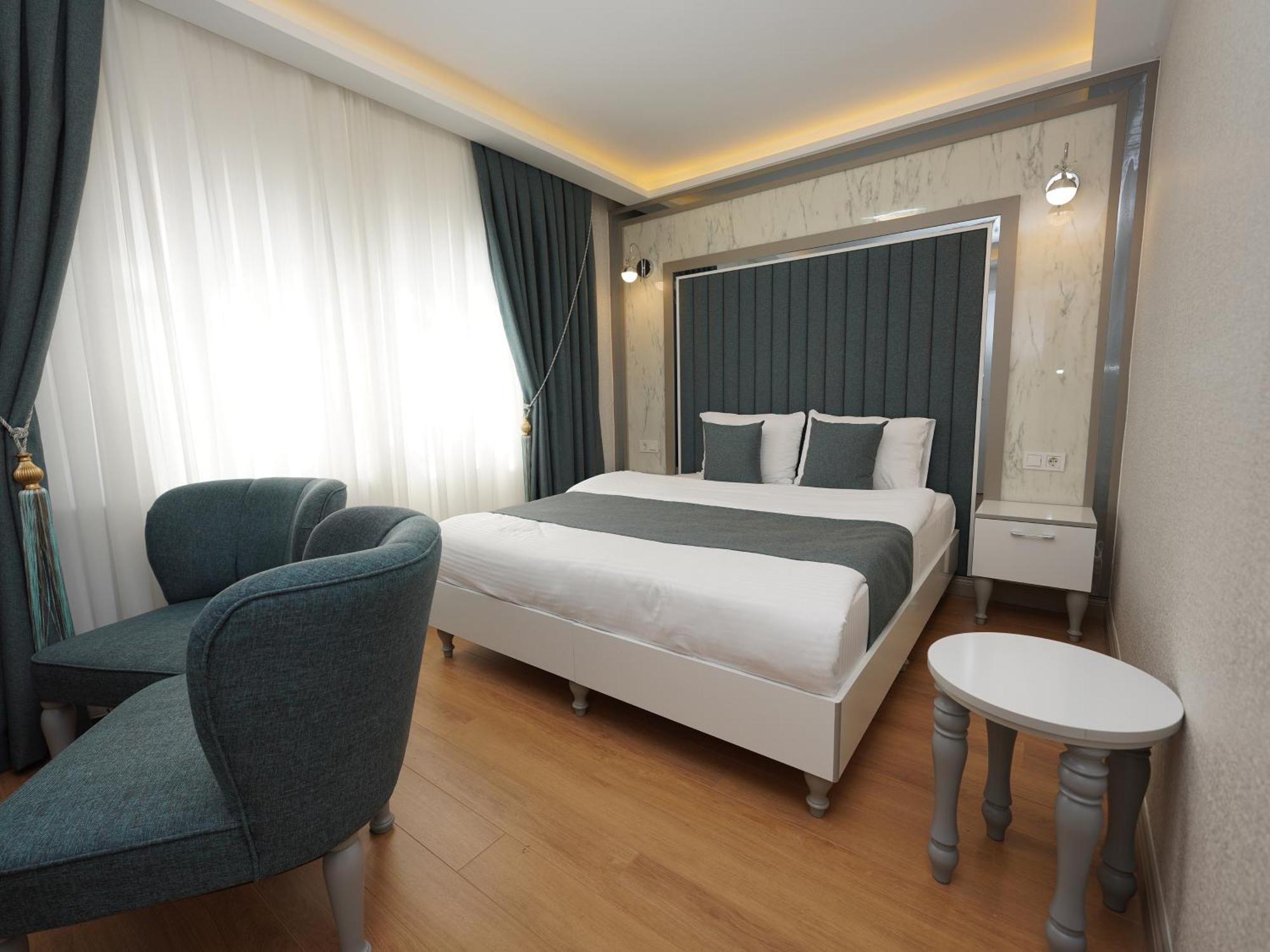 Gazelle * İstanbul
